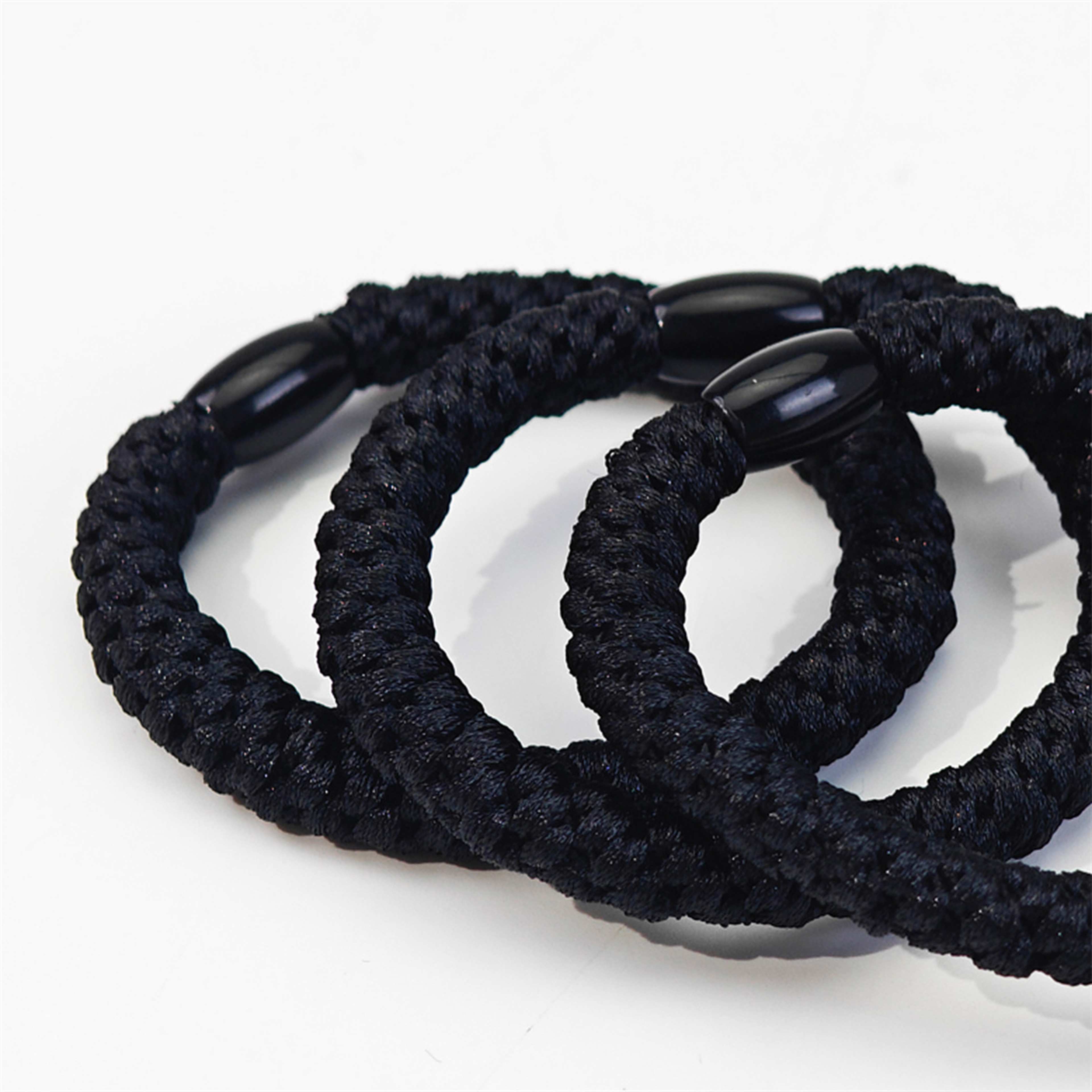 Hårsnodd, 3-pack, från Å BEAUTY, i färgen Black. Klicka för att öppna bilden i stort format