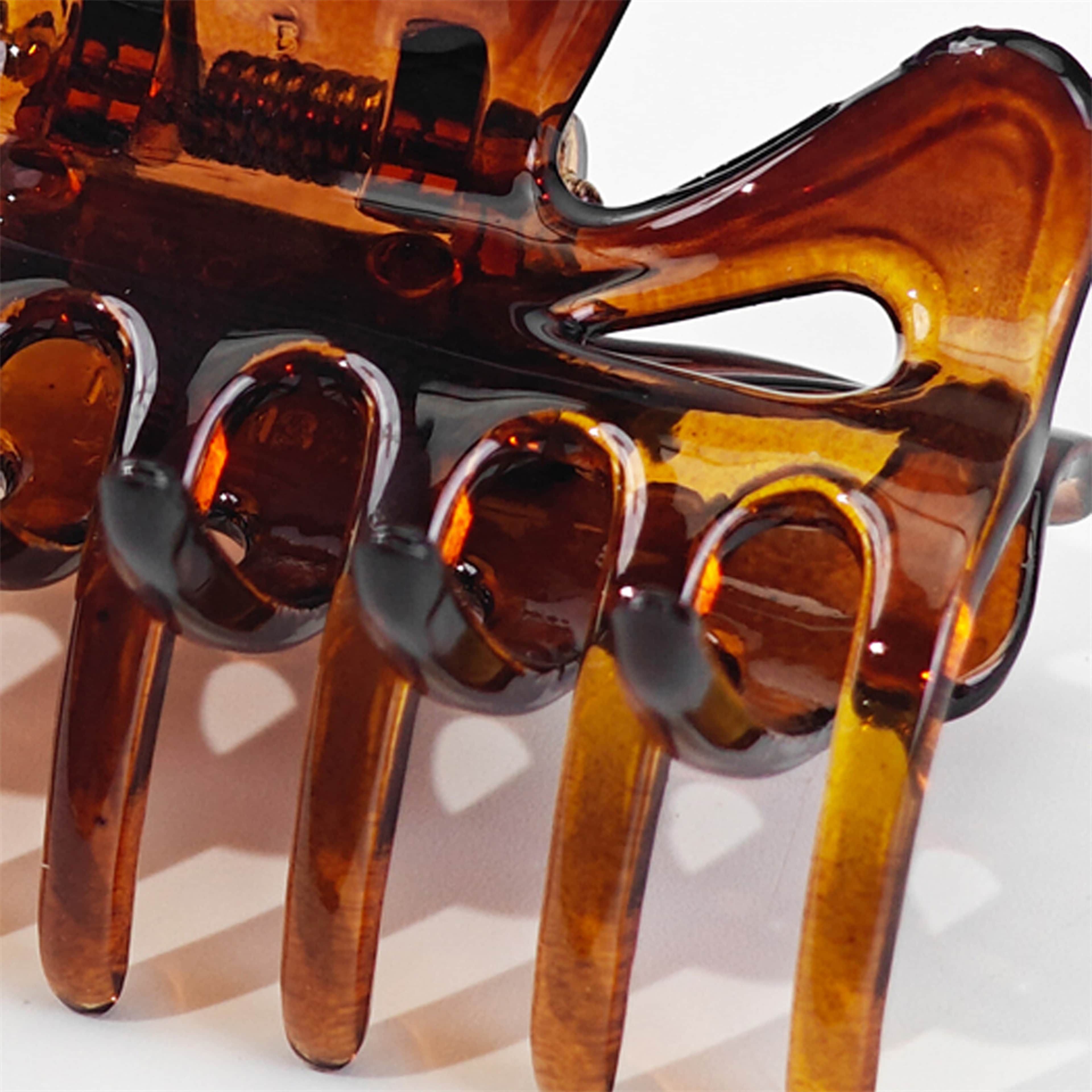 Hårklämma, 9 cm, från Å BEAUTY, i färgen Brown. Klicka för att öppna bilden i stort format