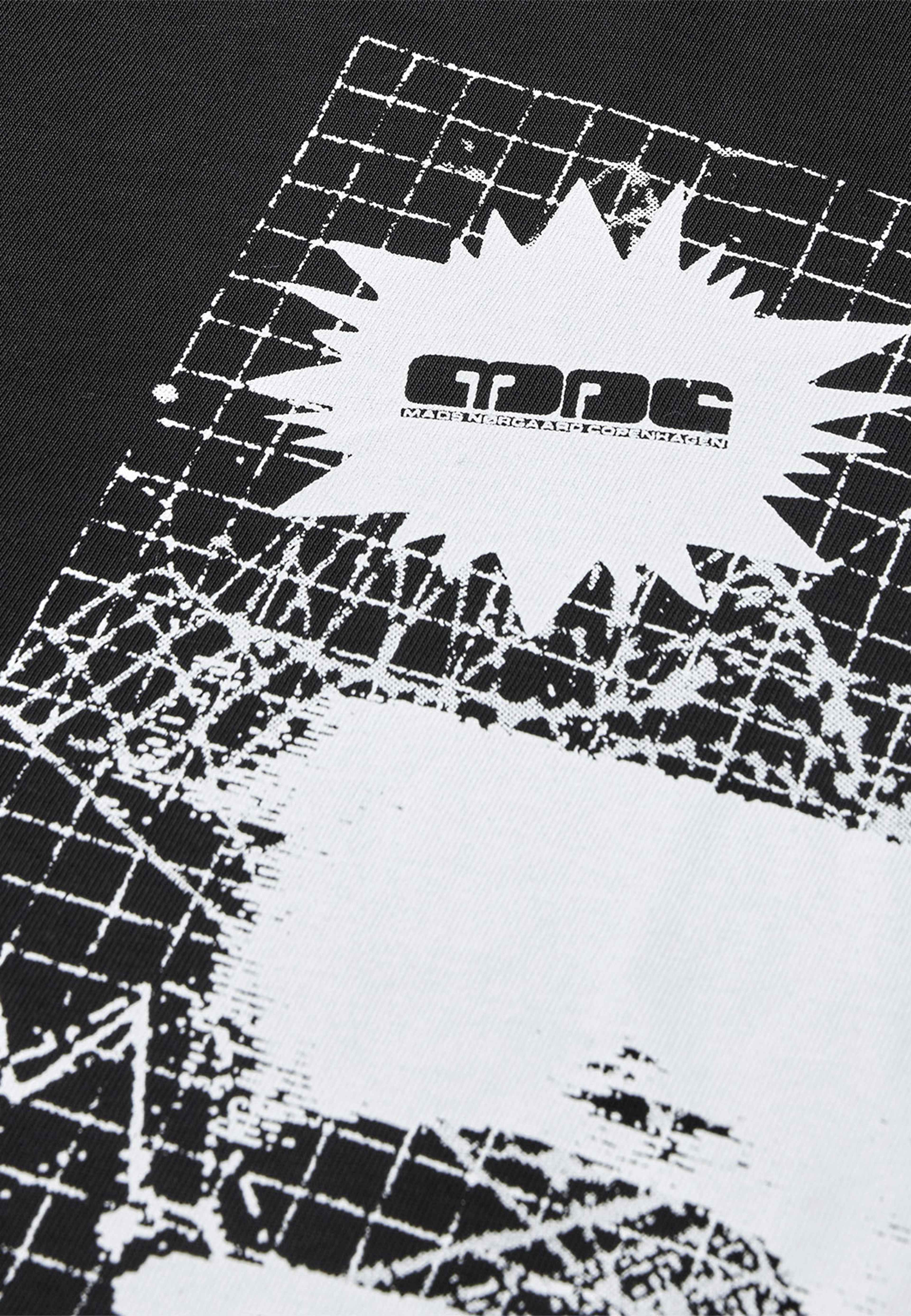 Open-End Fantasy Big Tee