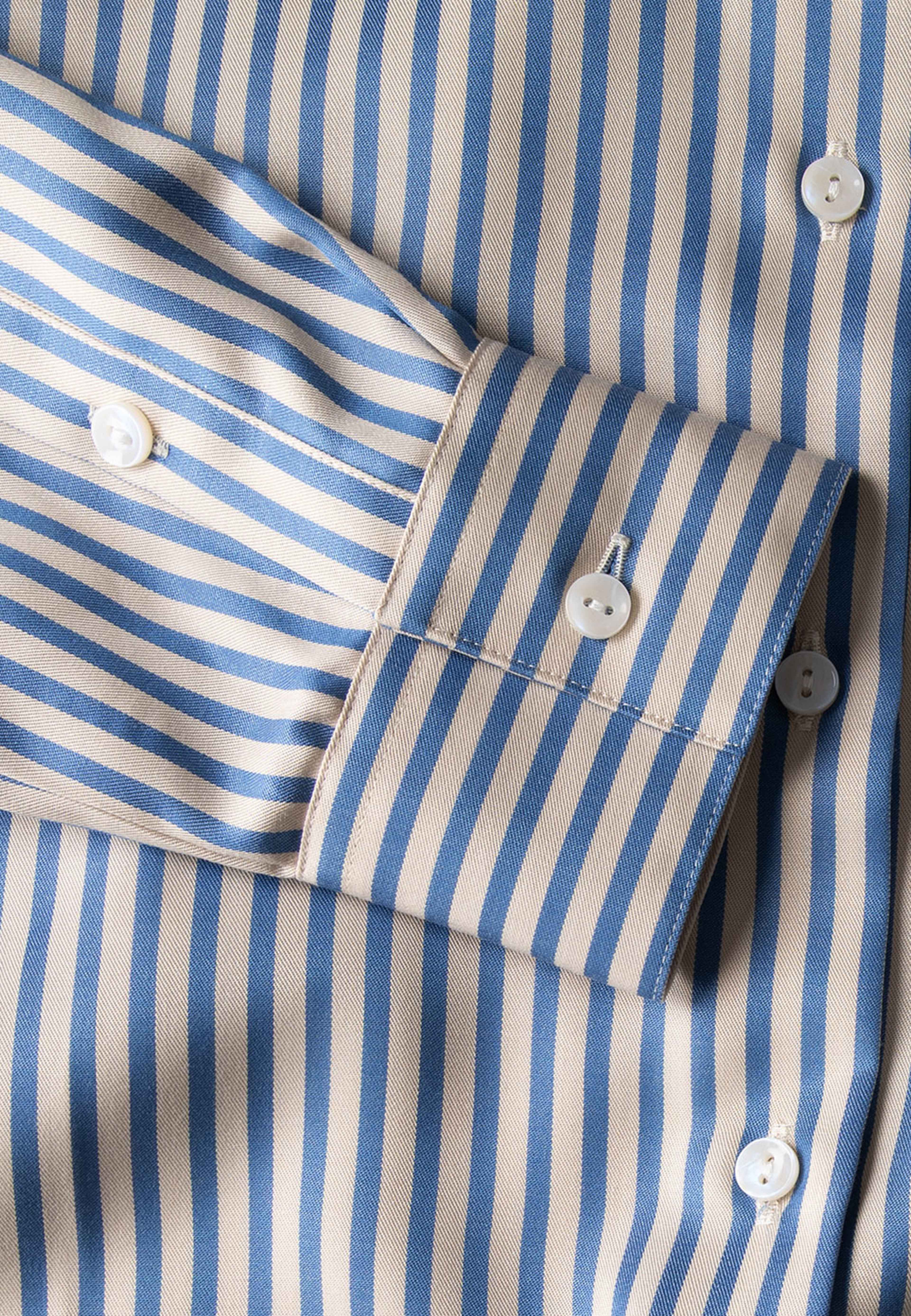 Randig Skjorta Mickan Legacy Stripe, från The Shirt Factory, i färgen Blue. Klicka för att öppna bilden i stort format