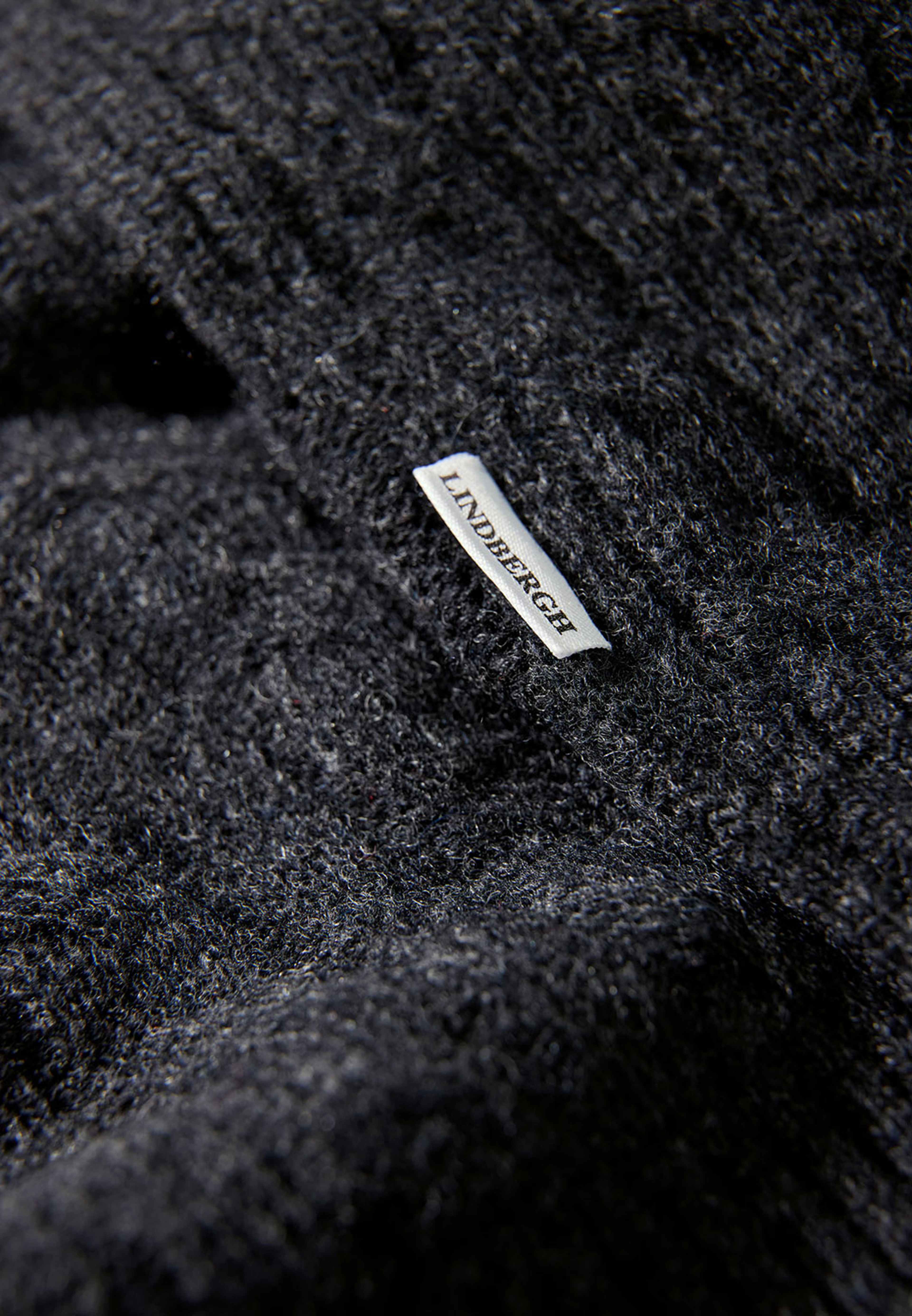 Lindbergh Lambswool raglan Knit, från Lindbergh, i färgen Charcoal Mel. Klicka för att öppna bilden i stort format