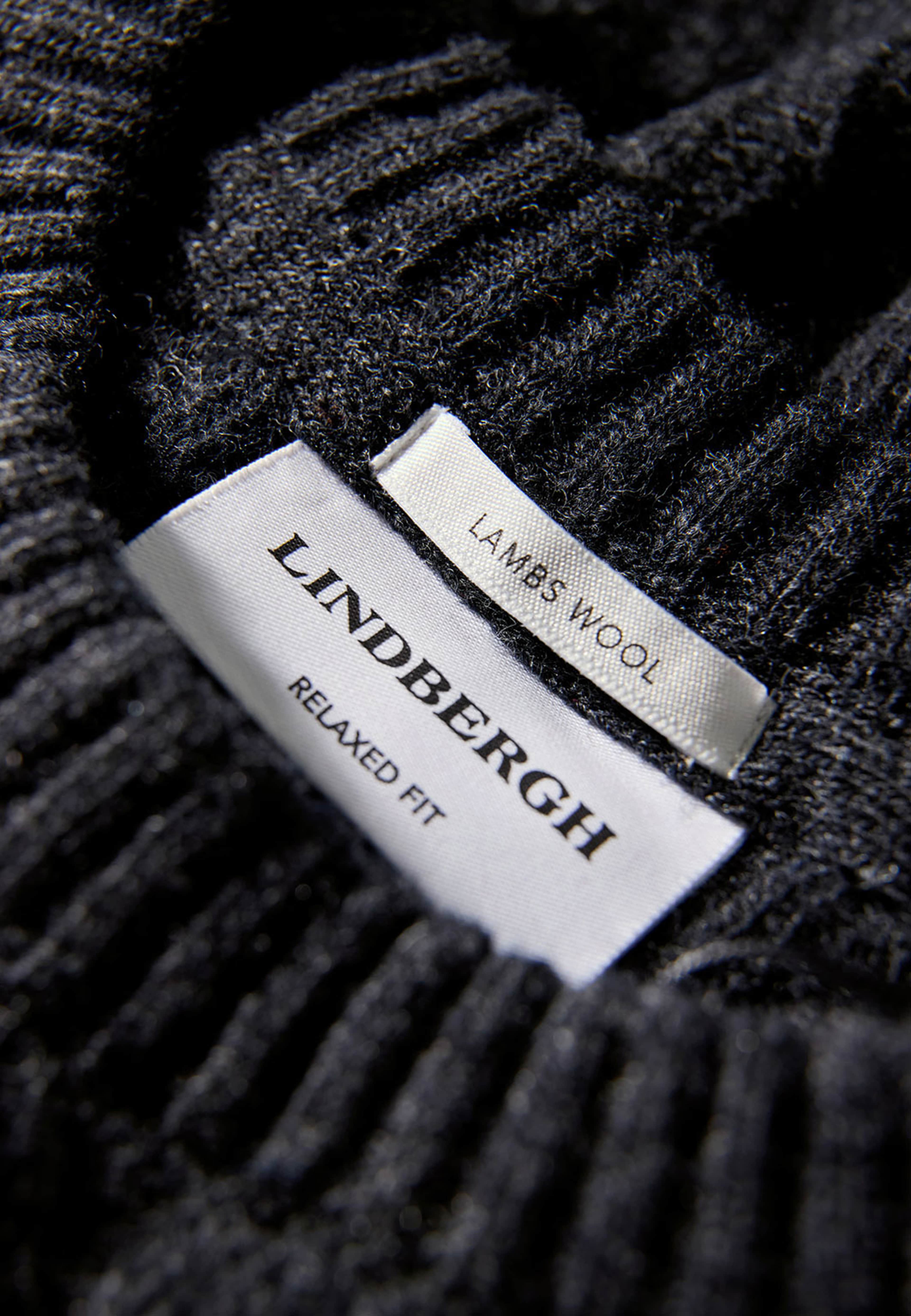 Lindbergh Lambswool raglan Knit, från Lindbergh, i färgen Charcoal Mel. Klicka för att öppna bilden i stort format