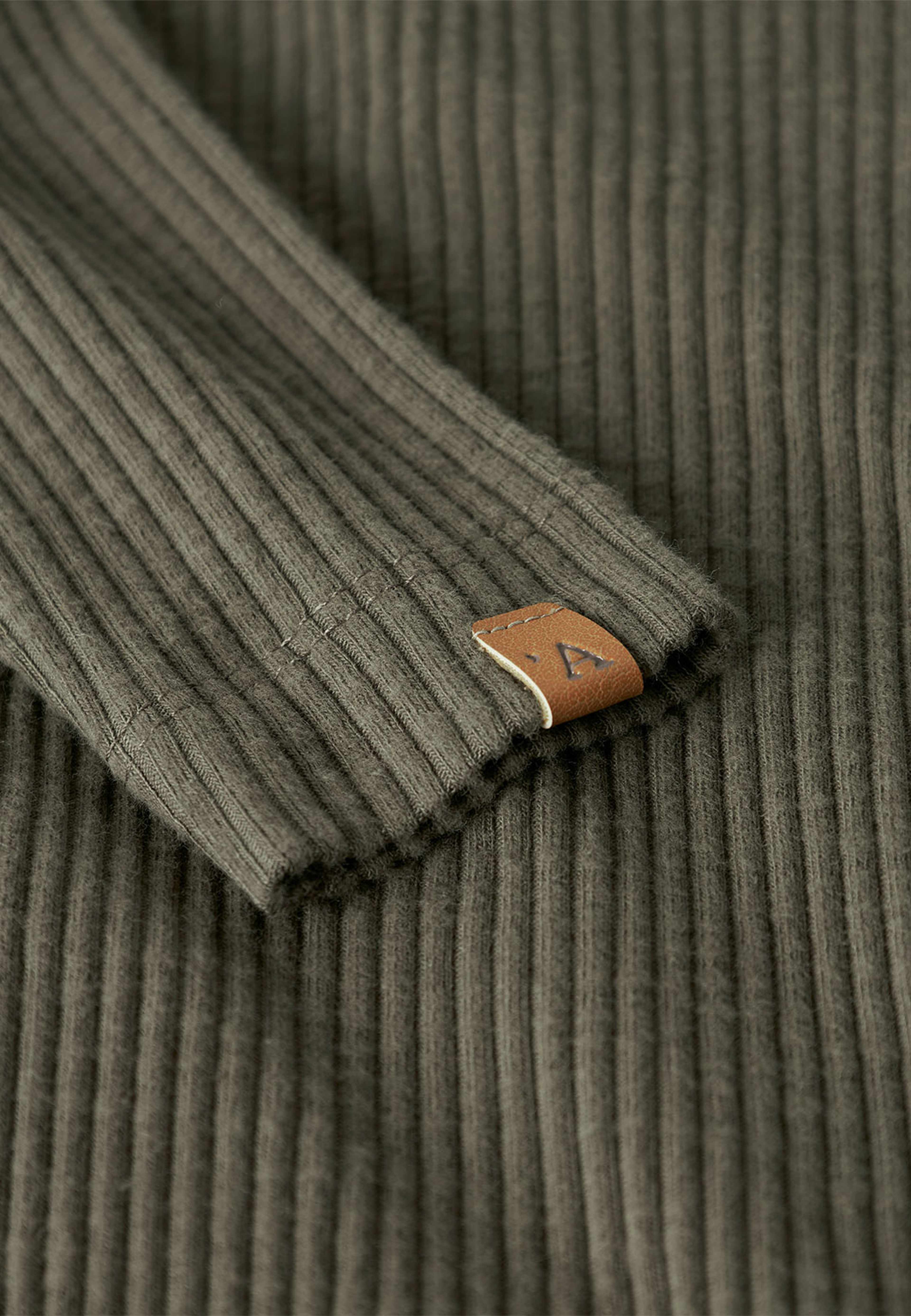 NBMRAJO Body, från Lil'Atelier, i färgen Sea Turtle. Klicka för att öppna bilden i stort format