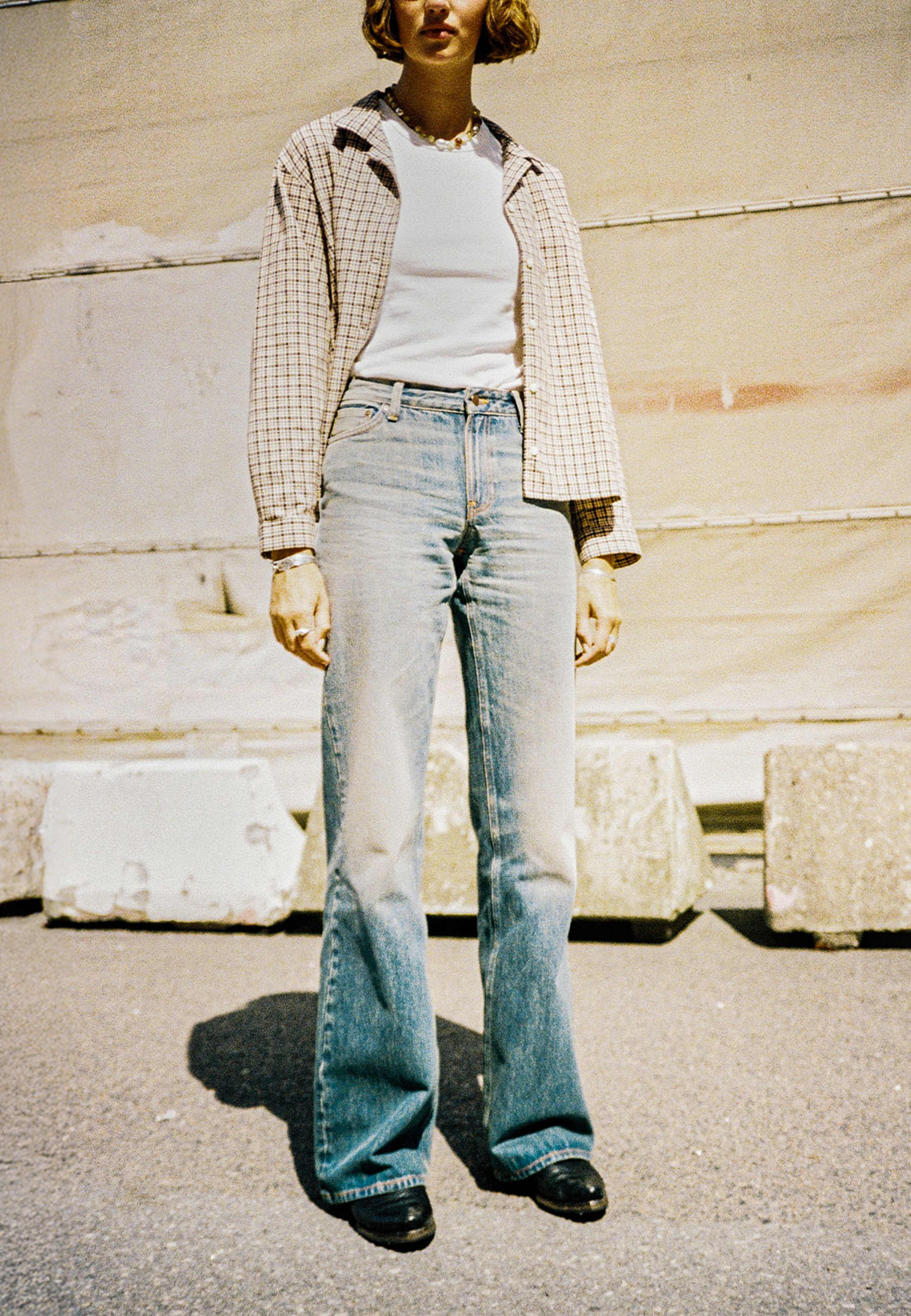 Juni Checked Shirt, från Nudie Jeans, i färgen Brown. Klicka för att öppna bilden i stort format