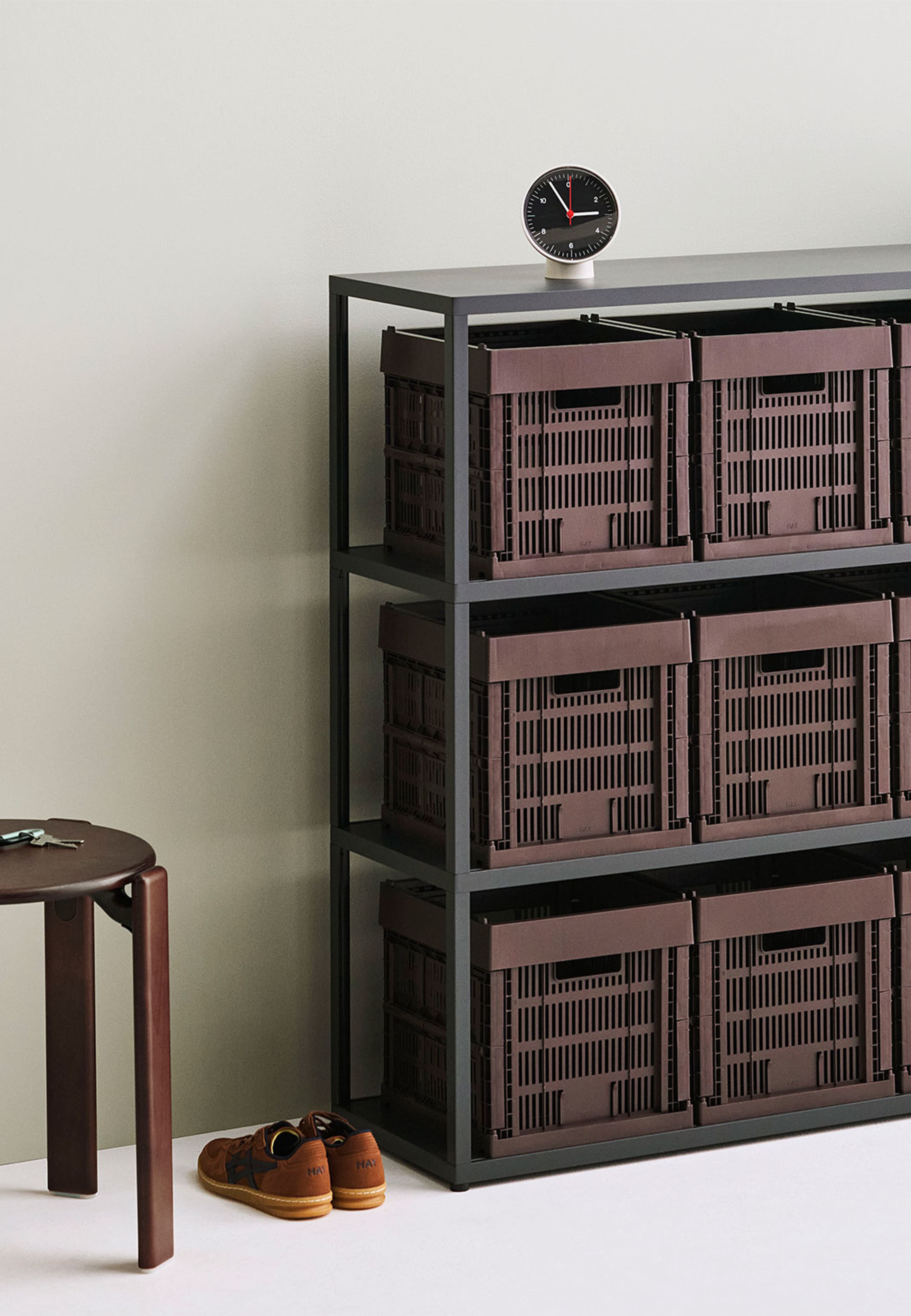 HAY Colour Crate Cube Bordeaux, från HAY, i färgen Bordeaux. Klicka för att öppna bilden i stort format