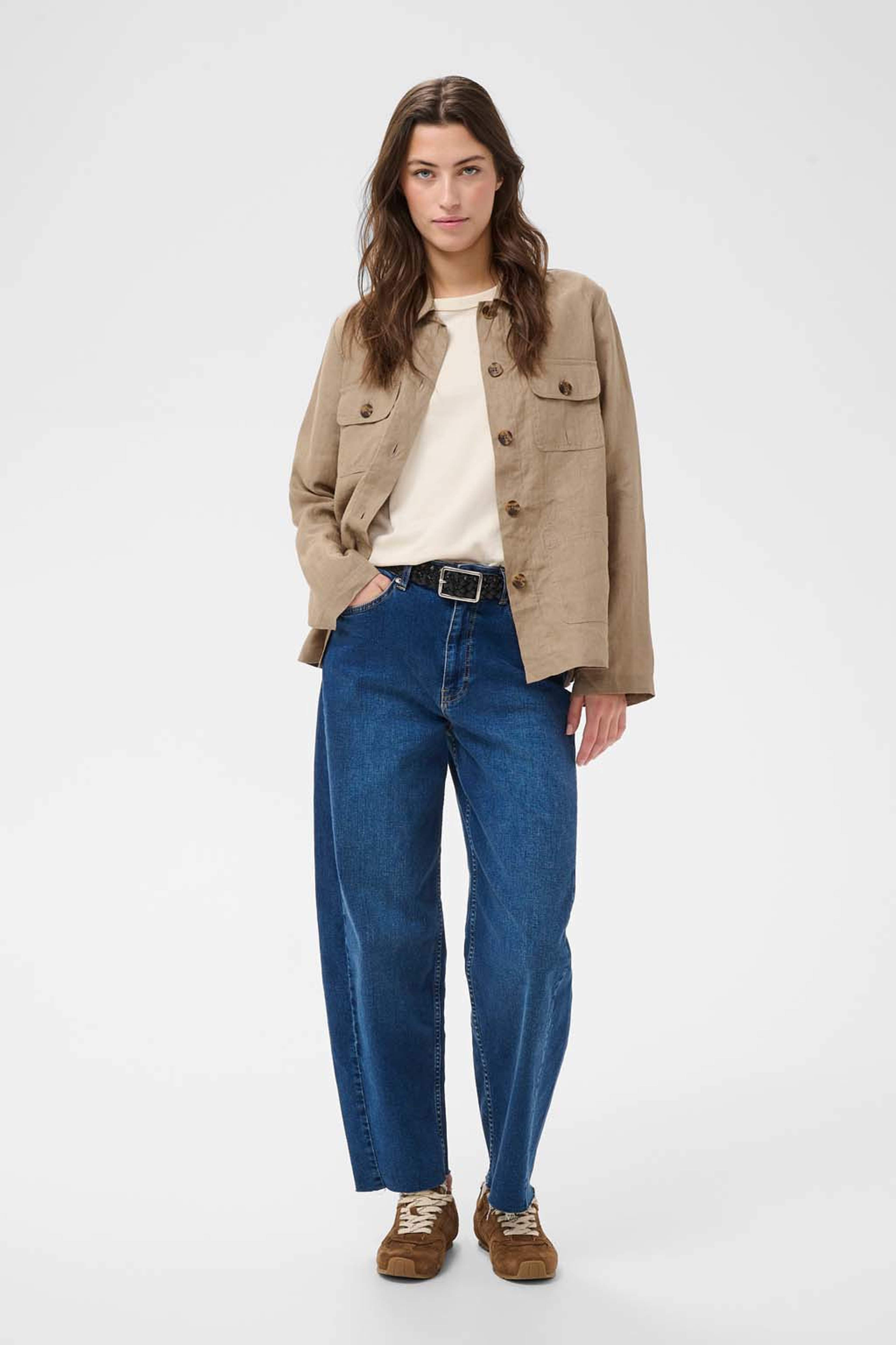 ElnoraPW JA, från Part Two, i färgen Desert Taupe. Klicka för att öppna bilden i stort format