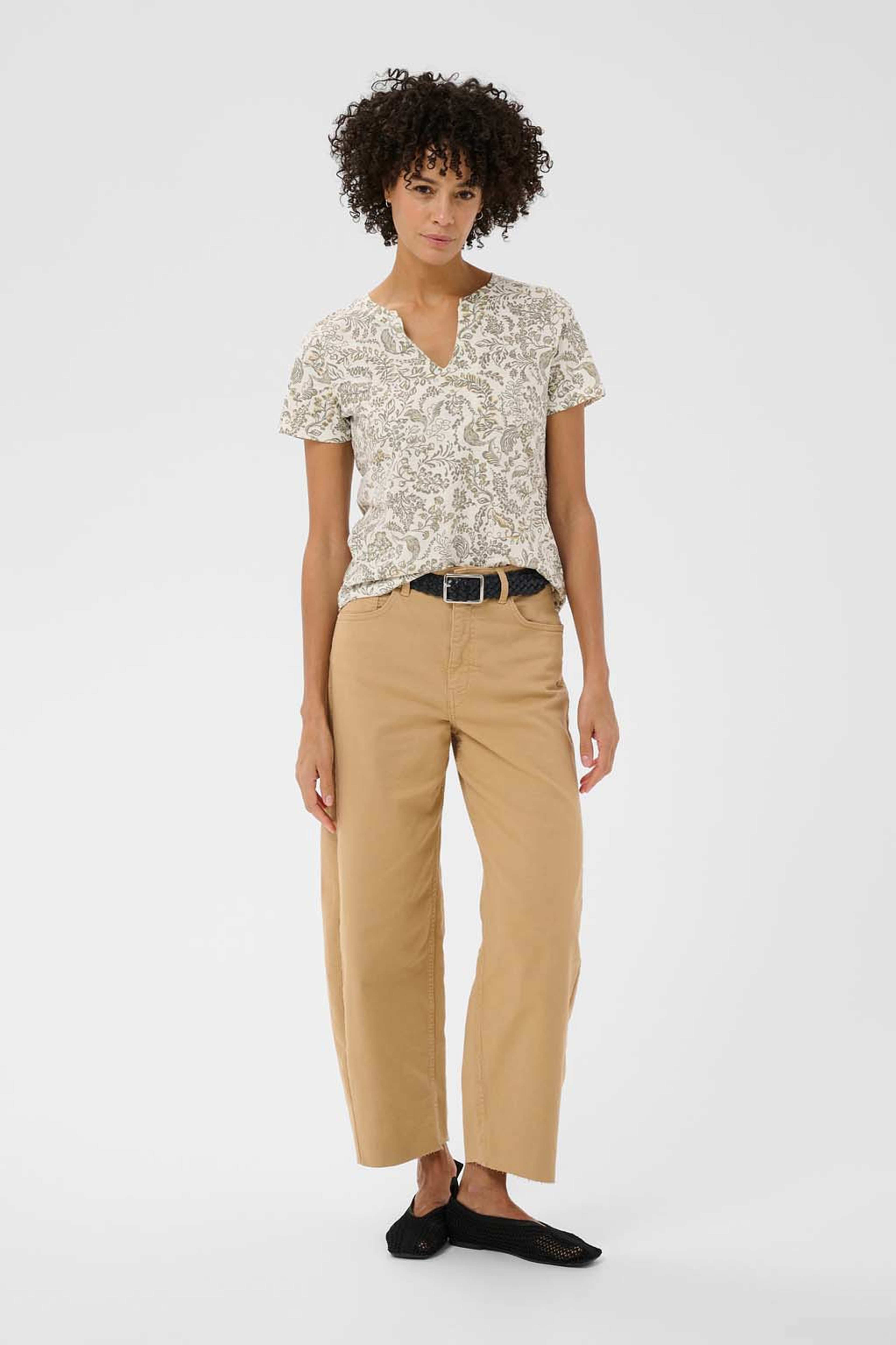 GesinasPW TShirt, från Part Two, i färgen Vetiver Botanical W Foil. Klicka för att öppna bilden i stort format