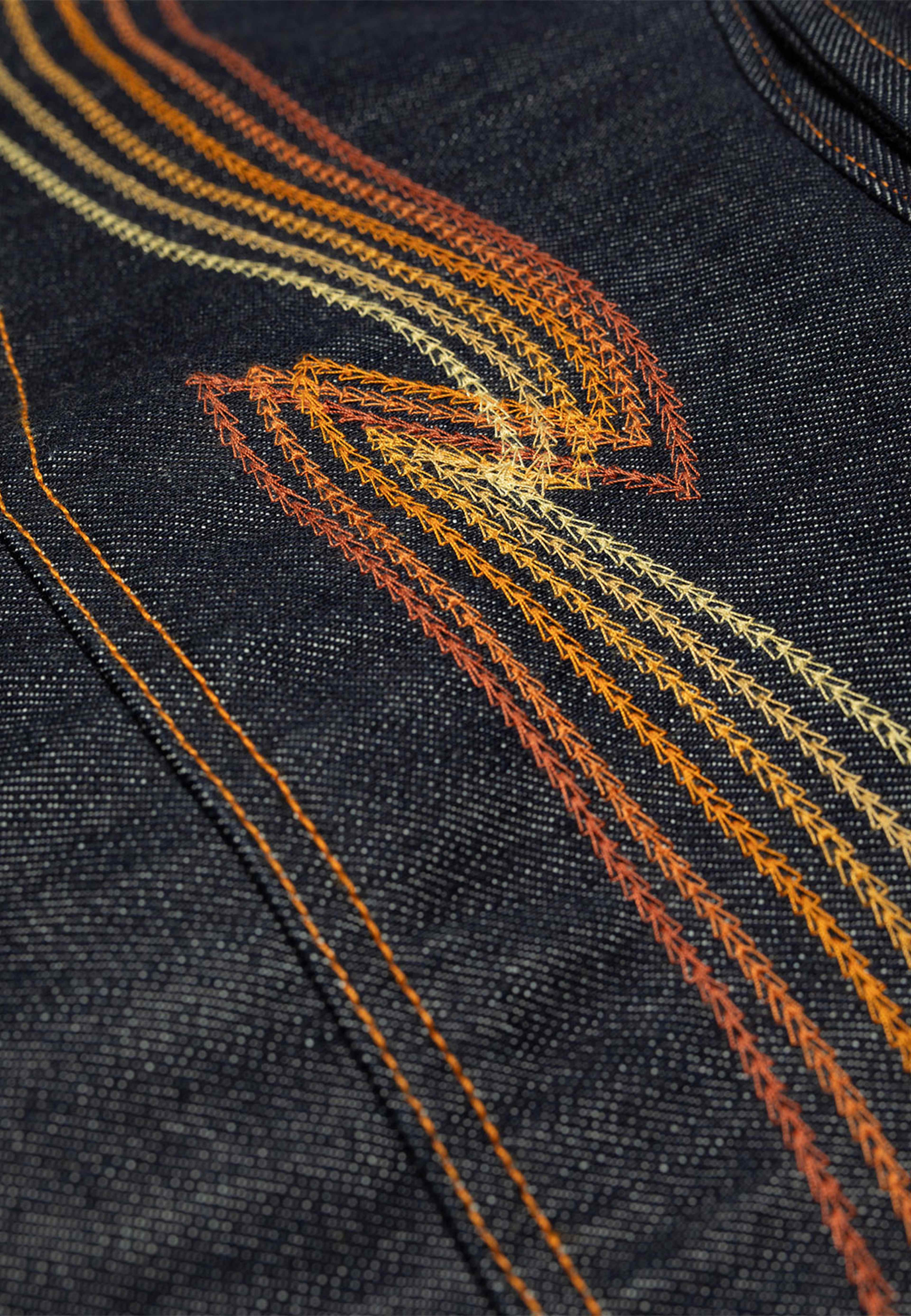 Conny Denim Jacket Sunburns, från Nudie Jeans, i färgen Blue. Klicka för att öppna bilden i stort format
