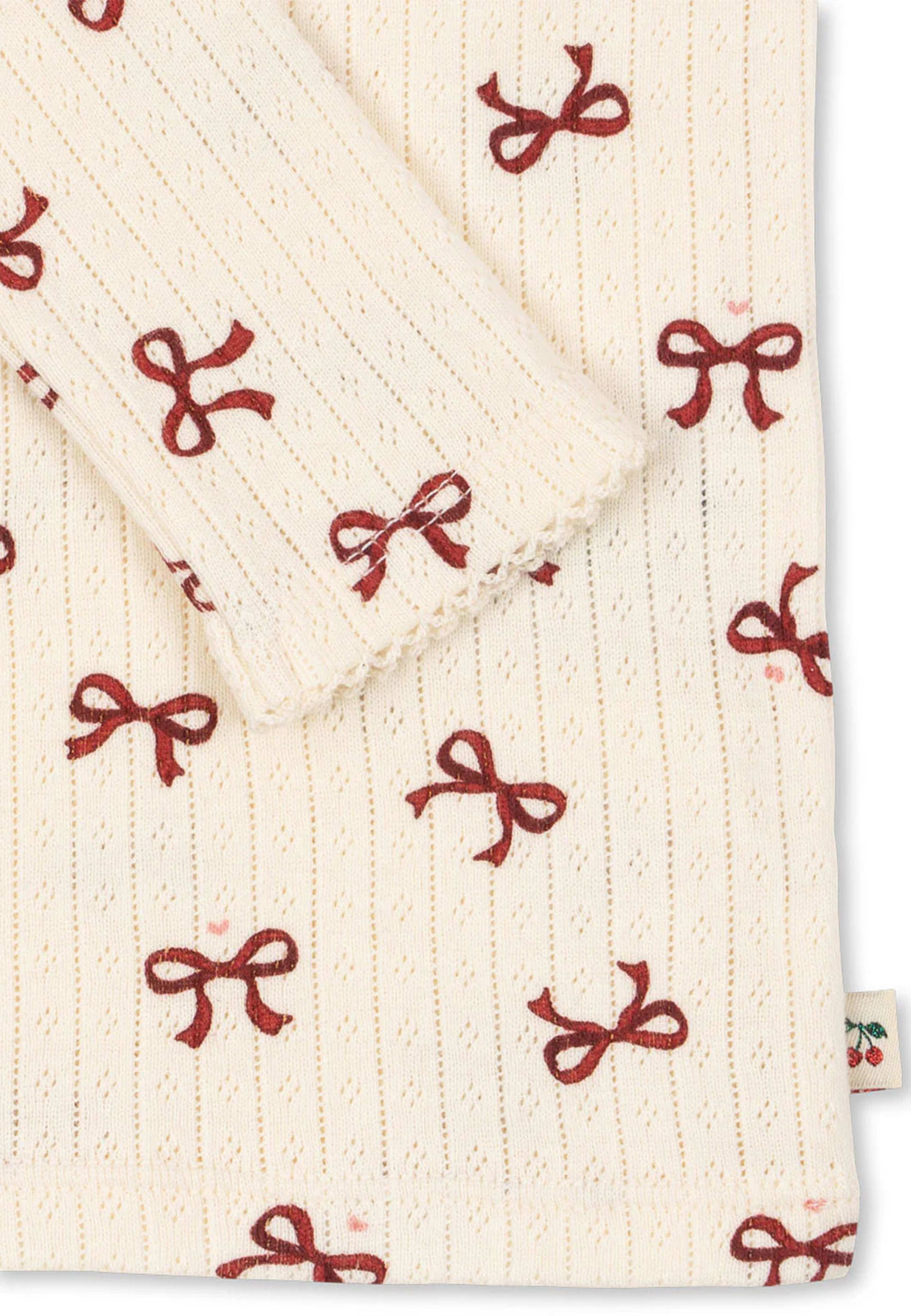 MINNIE BLOUSE, från Konges Sløjd, i färgen Bow Rouge. Klicka för att öppna bilden i stort format