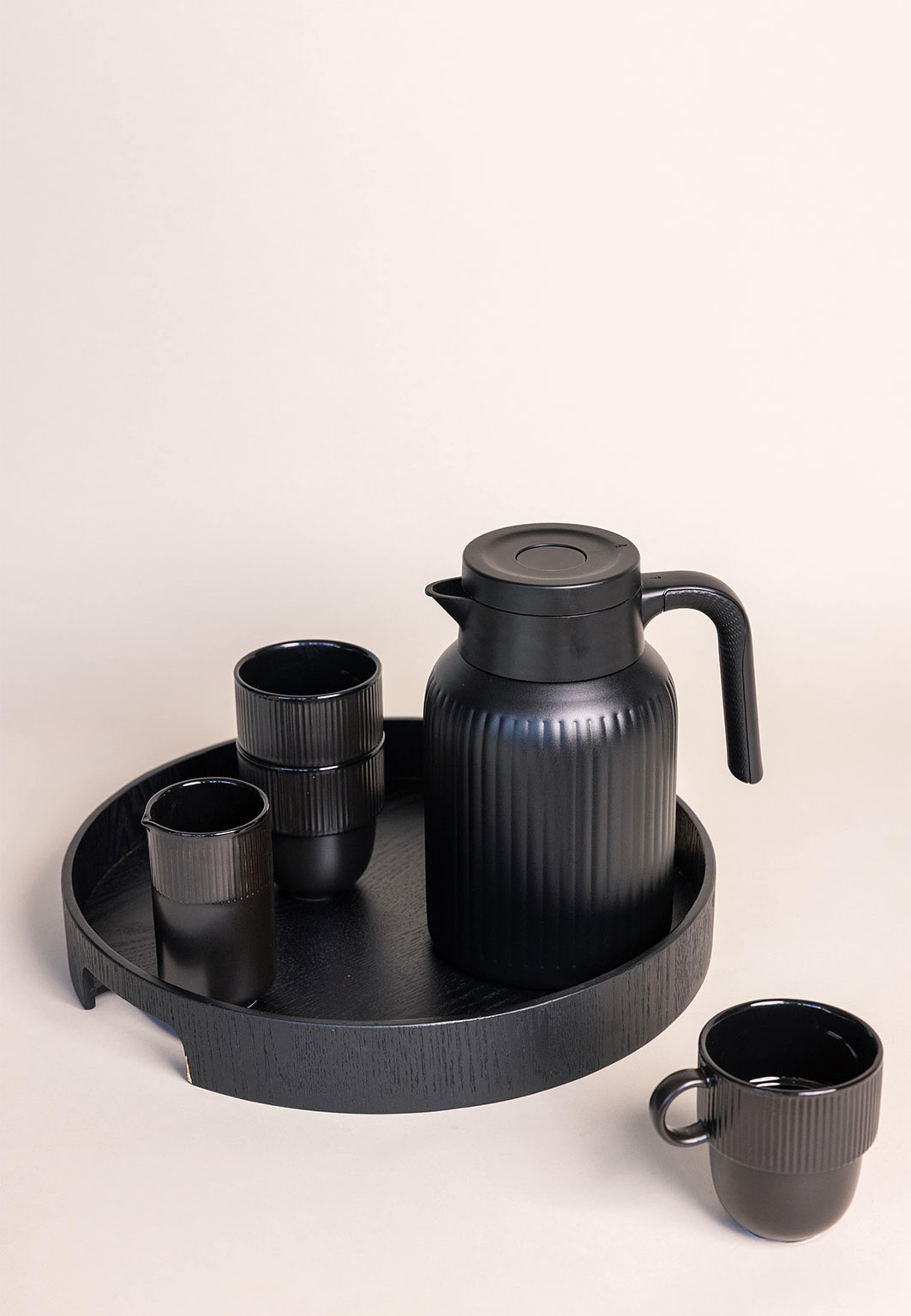 Trine termoskanna, från Sagaform, i färgen Black. Klicka för att öppna bilden i stort format