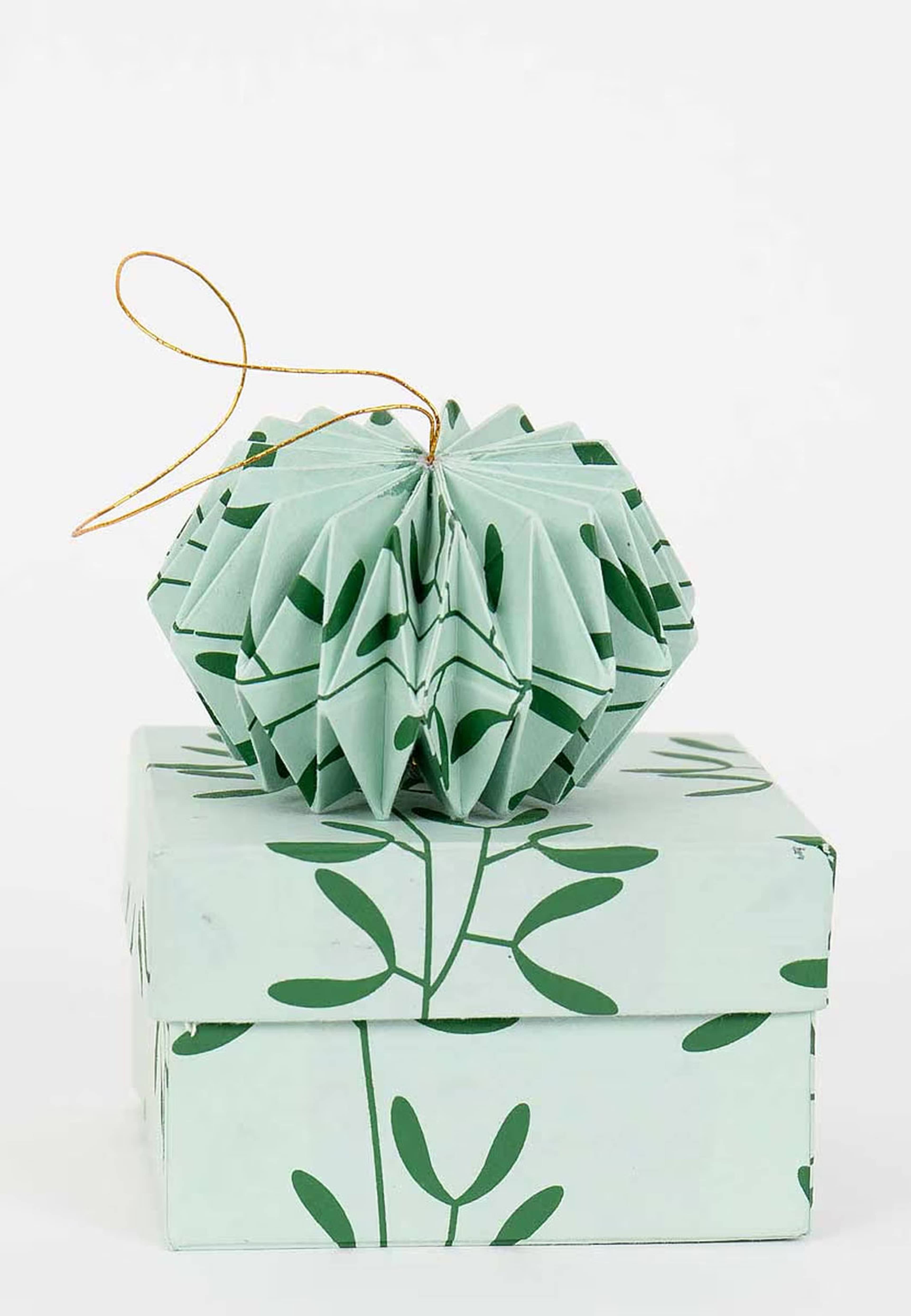 ORIGAMI Julhänge, grön, från A World of Craft, i färgen Grön. Klicka för att öppna bilden i stort format