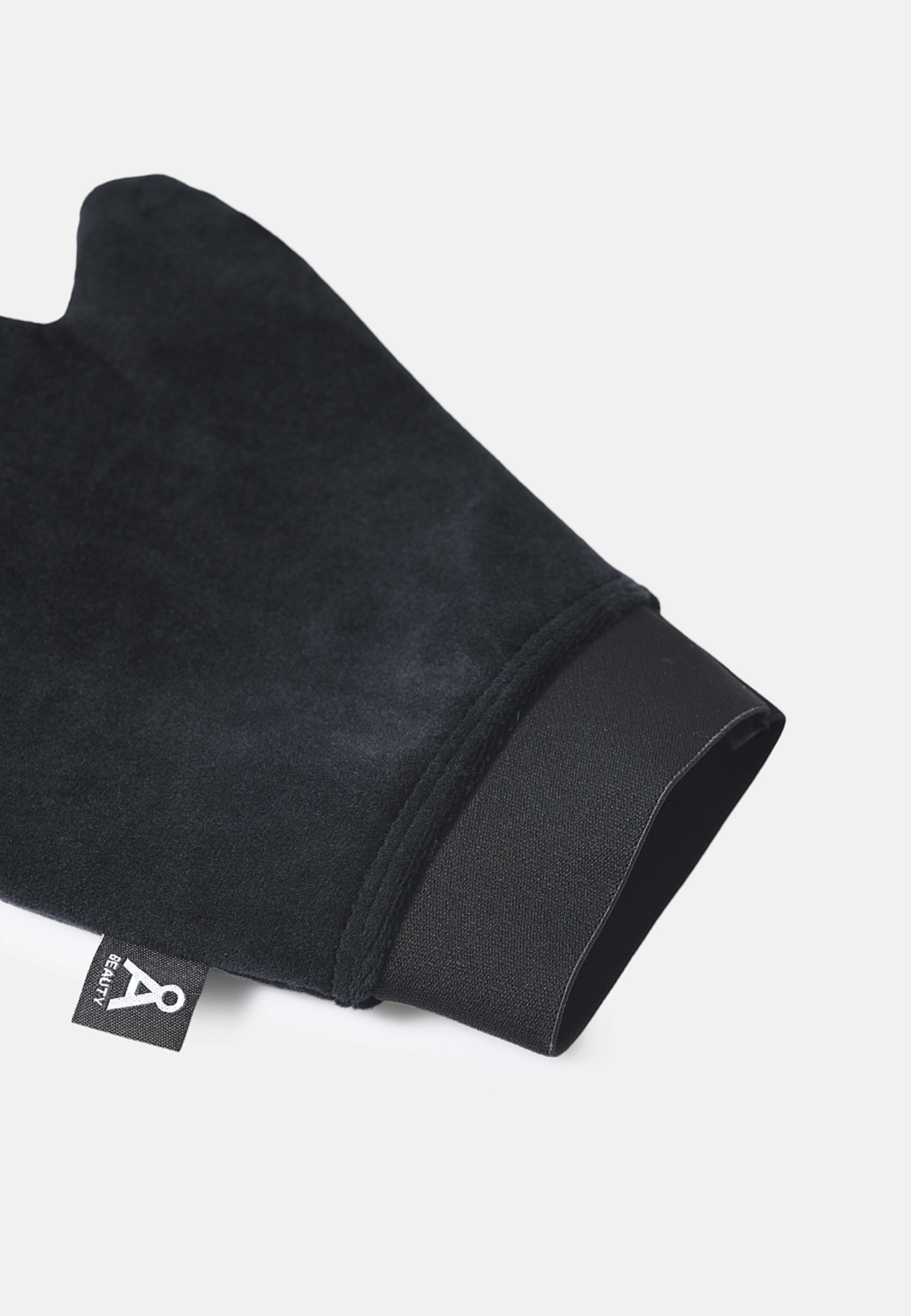 Luxe Tanning Mitt, från Å BEAUTY. Klicka för att öppna bilden i stort format