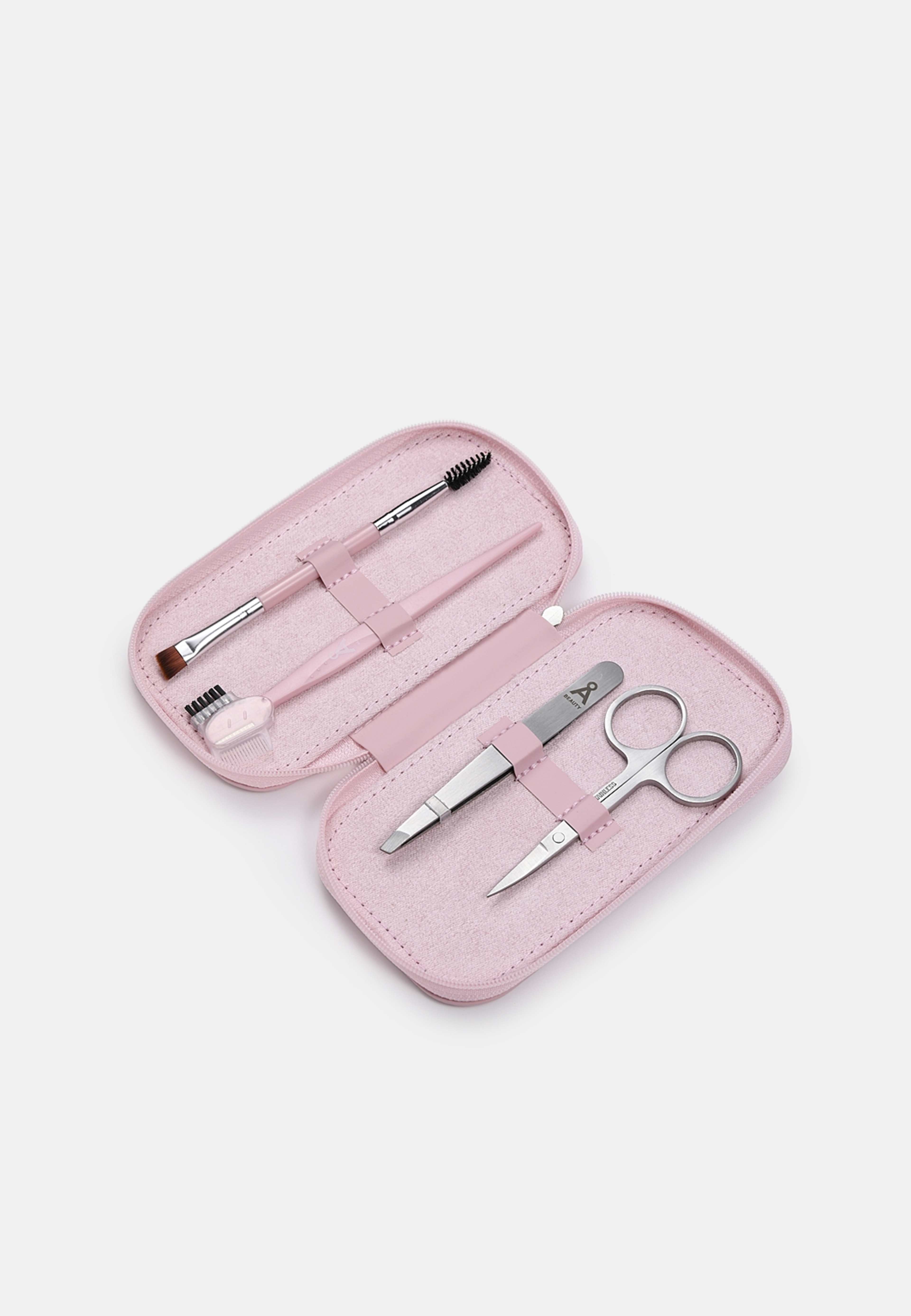 Brow Routine Set, från Å BEAUTY, i färgen Light Pink. Klicka för att öppna bilden i stort format