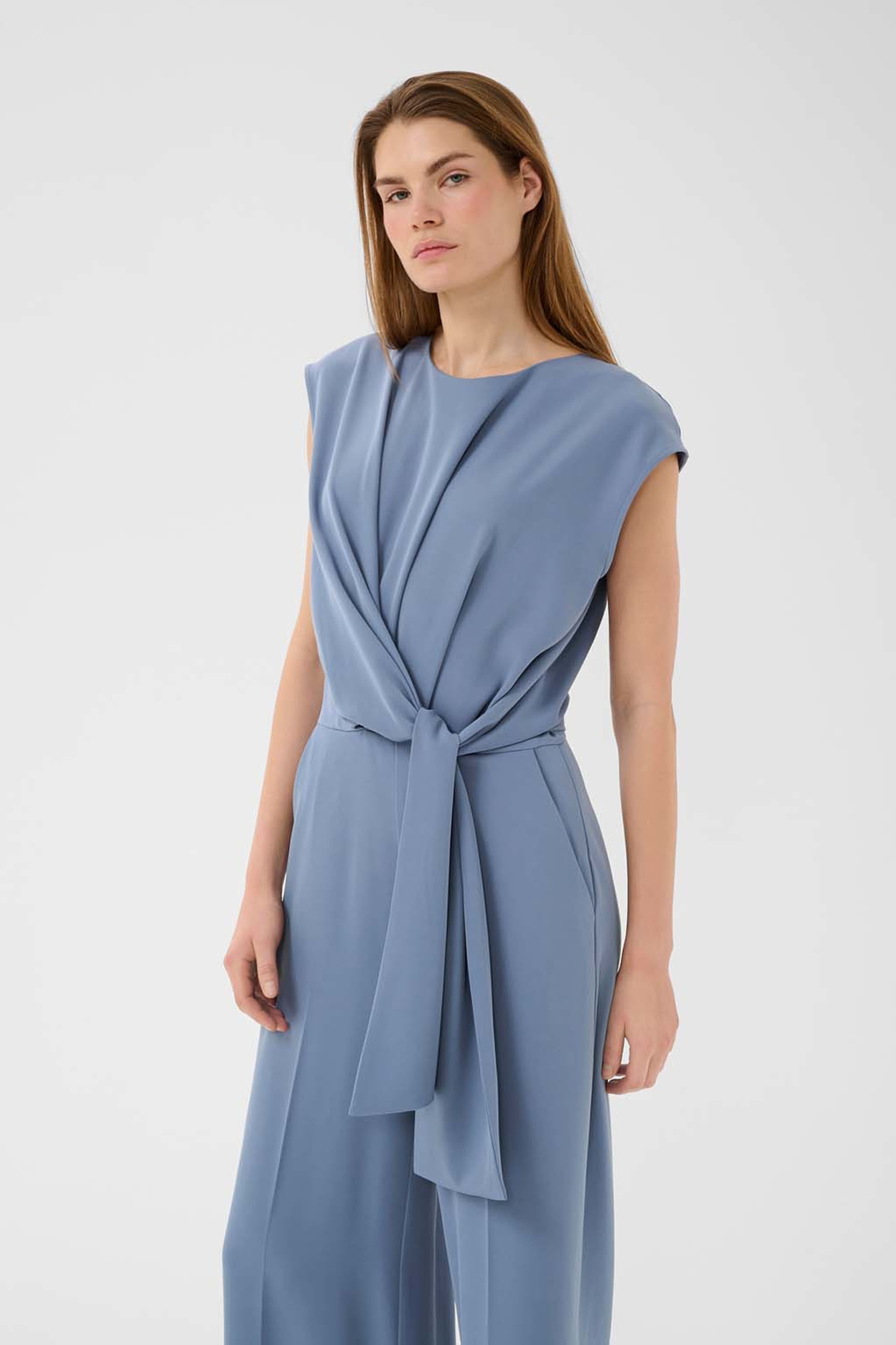 ZhenyIW Jumpsuit, från Inwear, i färgen Wild Wind. Klicka för att öppna bilden i stort format