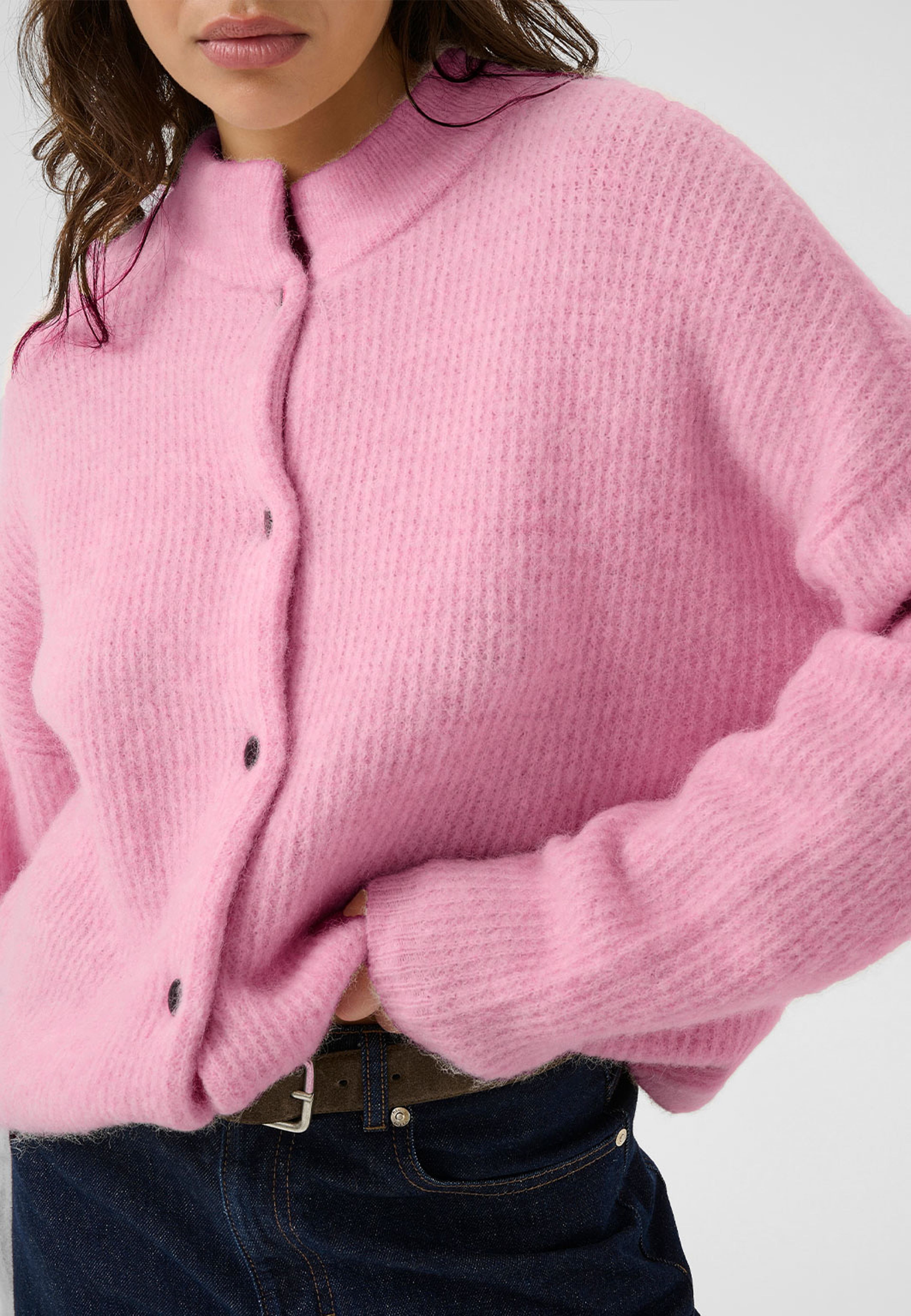 AlphaGZ Short Cardigan, från Gestuz, i färgen Begonia Mélange. Klicka för att öppna bilden i stort format