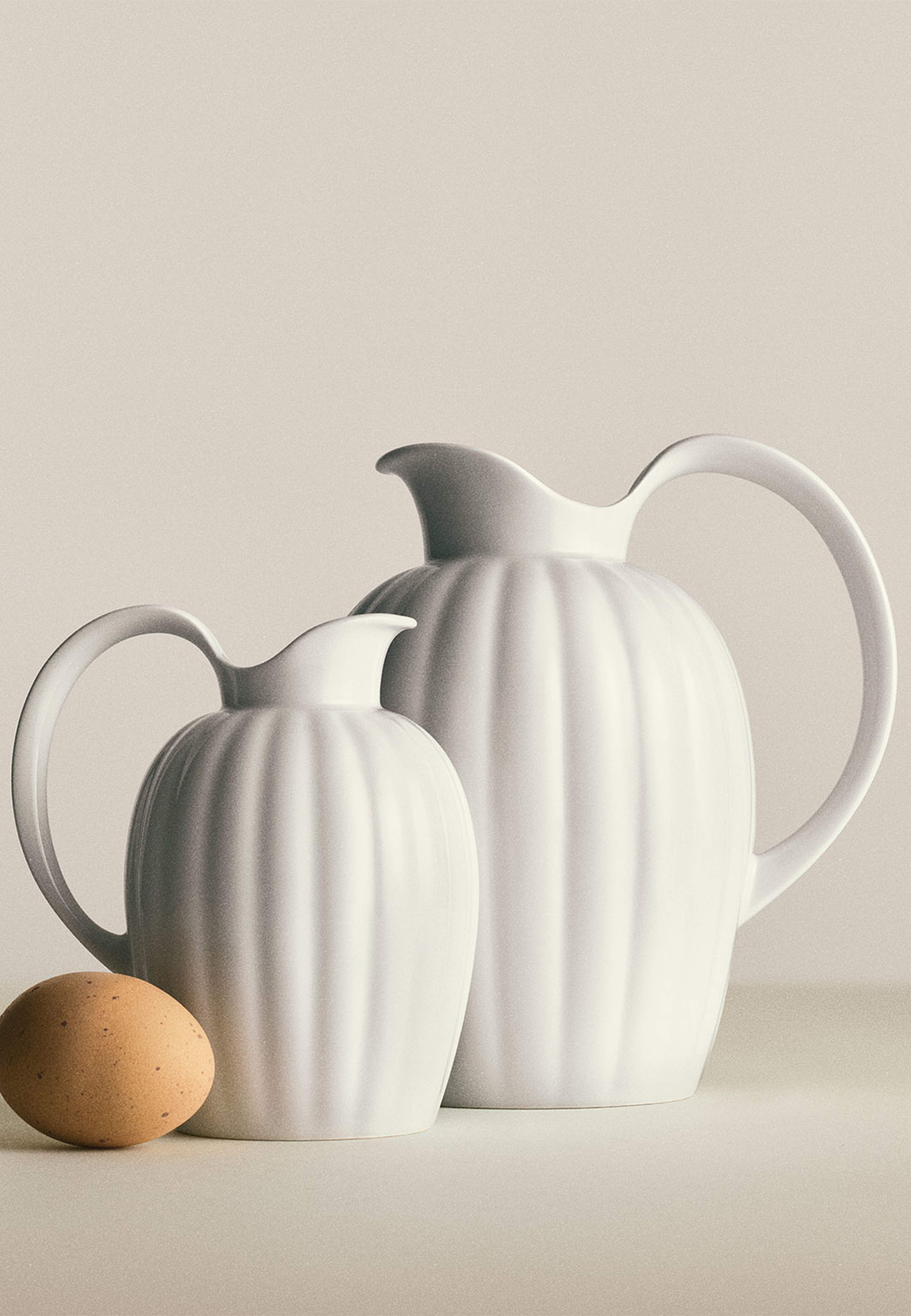 BERNADOTTE gräddkanna 50 cl, från Georg Jensen, i färgen White. Klicka för att öppna bilden i stort format