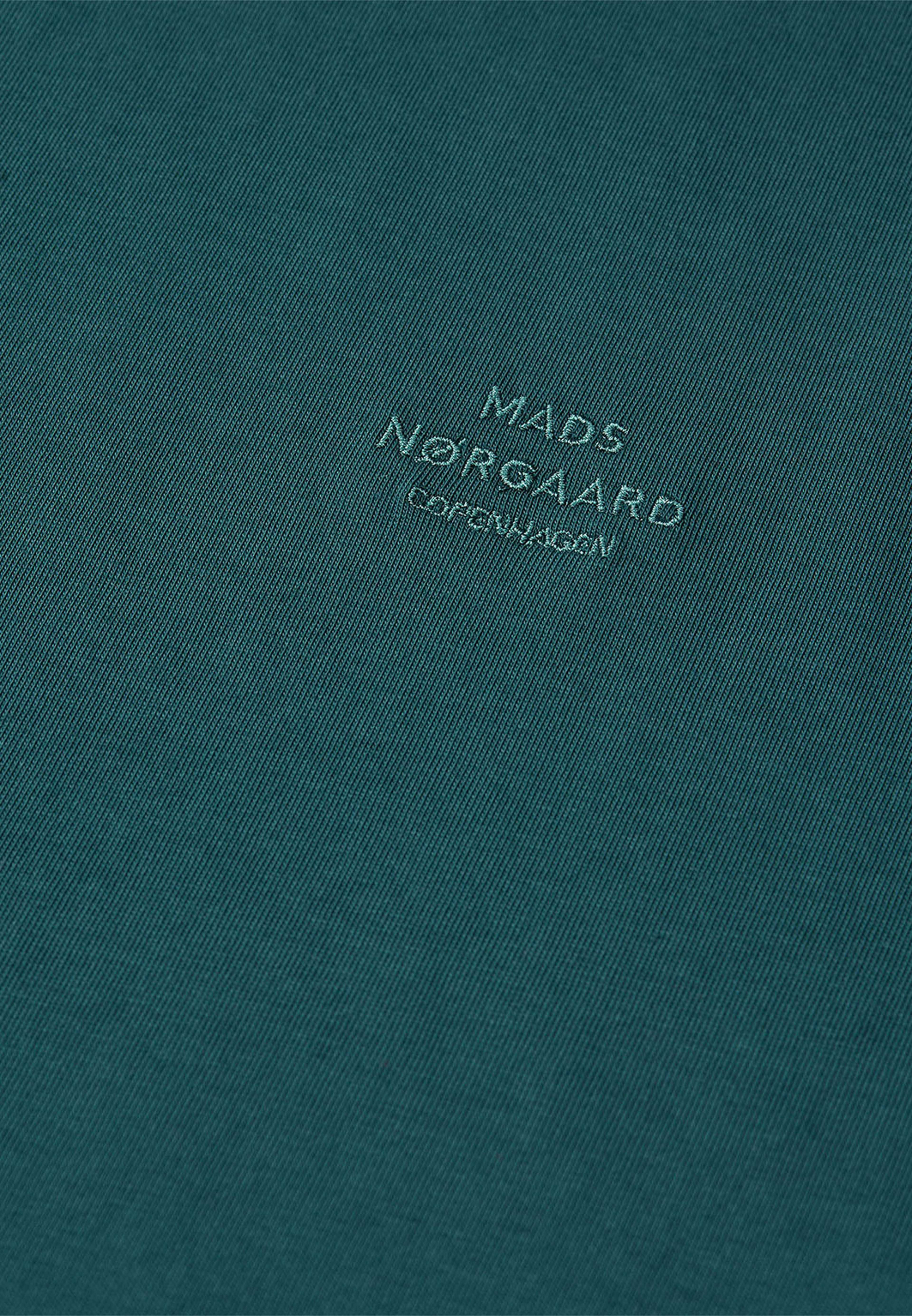 Cotton Jersey Frode Logo Tee FAV, från Mads Nørgaard, i färgen Deep Sea. Klicka för att öppna bilden i stort format