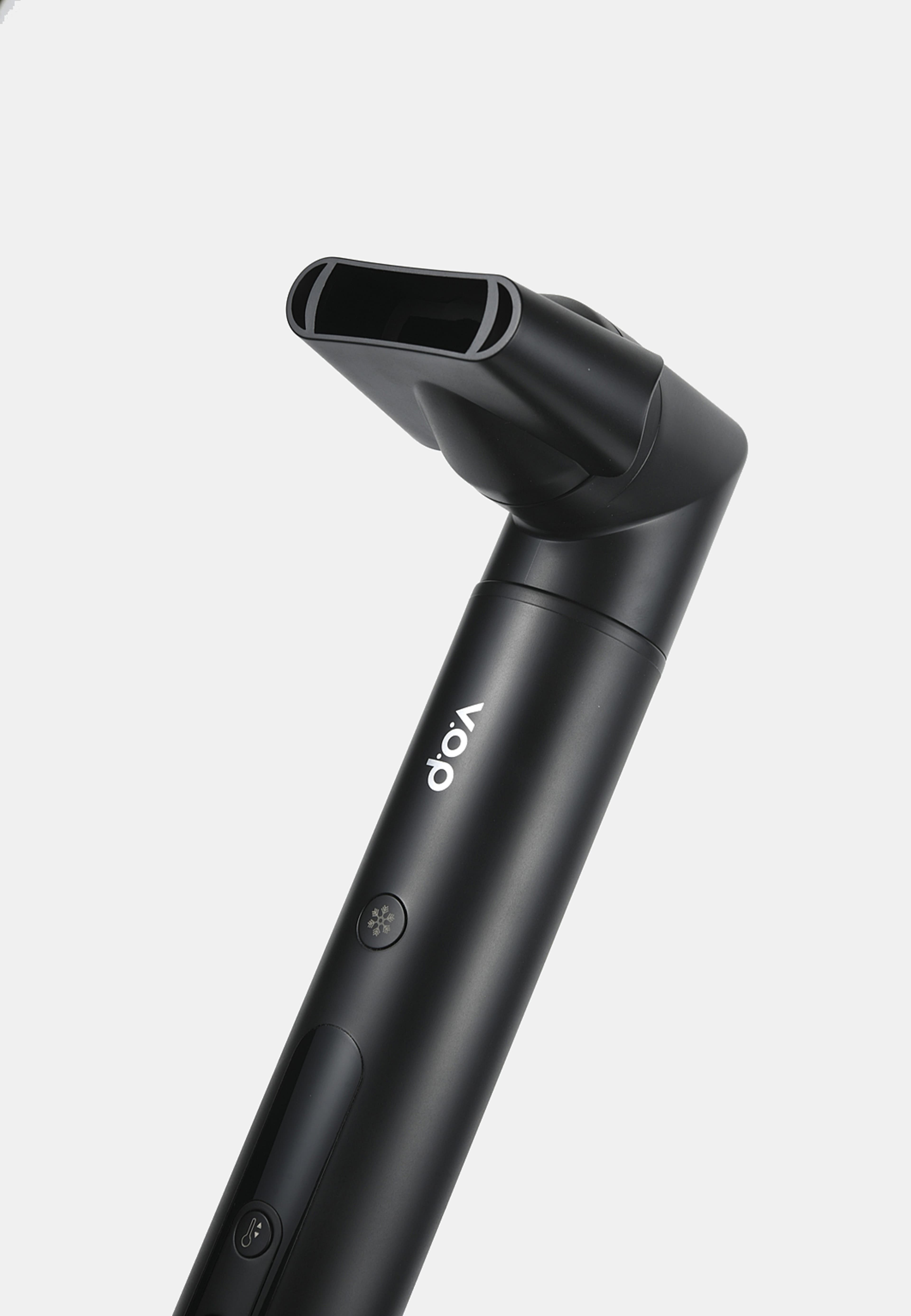 Multi-styler & Hair Dryer, från V.O.P, i färgen Black. Klicka för att öppna bilden i stort format