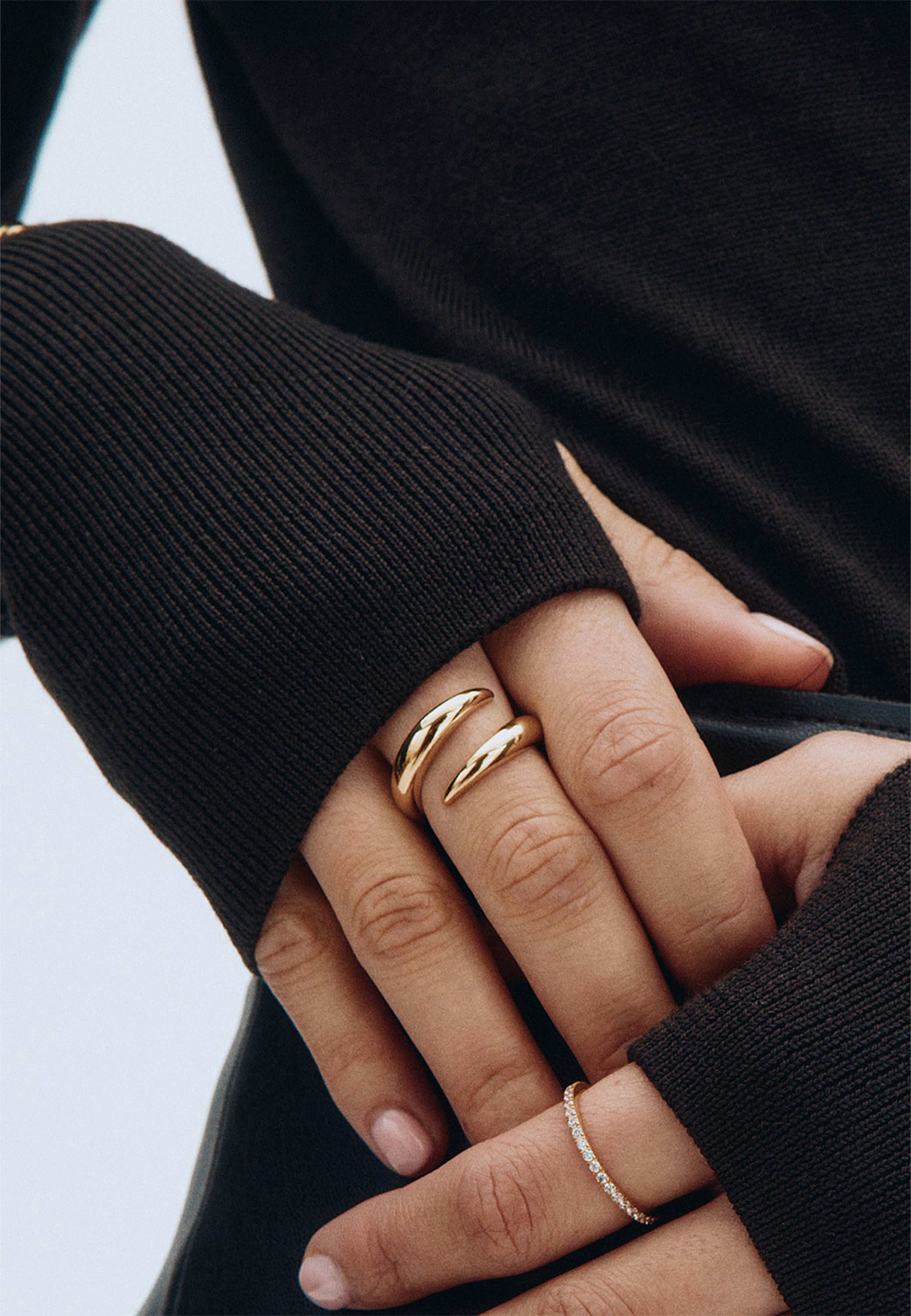 Spire Ring Gold, från Edblad, i färgen Gold. Klicka för att öppna bilden i stort format