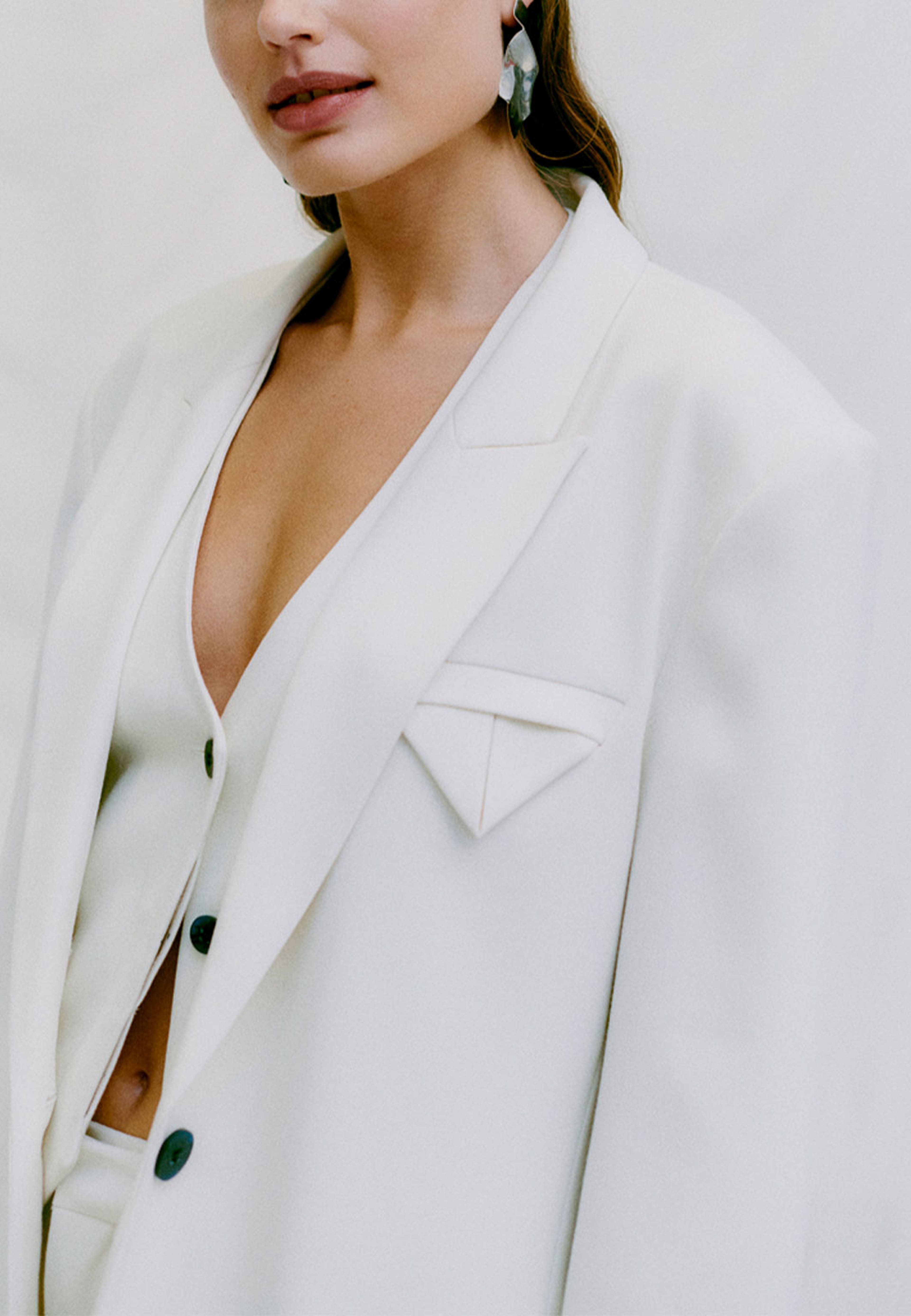 CMTAILOR Jacket, från Copenhagen Muse, i färgen Jet Stream. Klicka för att öppna bilden i stort format