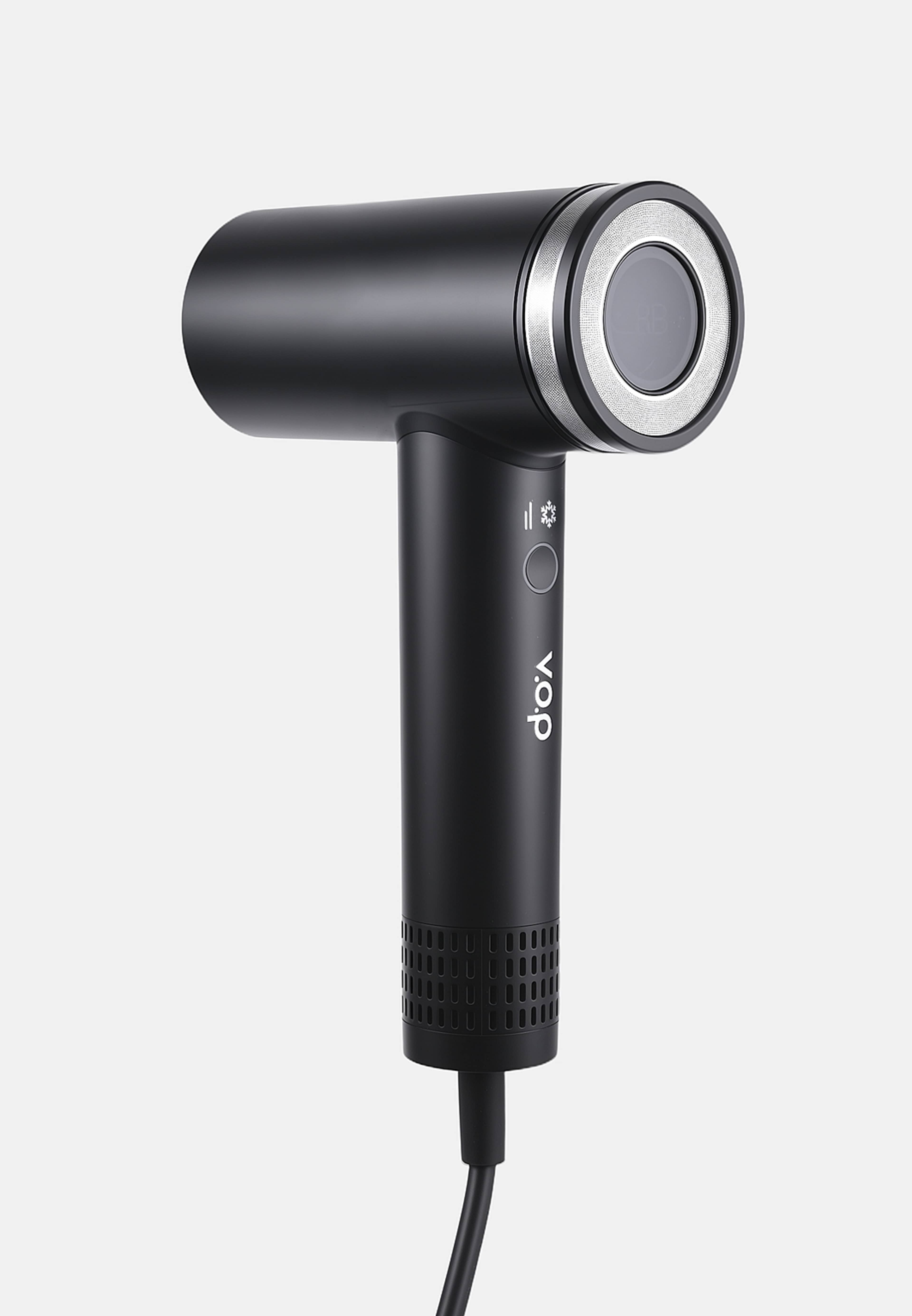 High Speed Hair Dryer, från v.o.p, i färgen Black. Klicka för att öppna bilden i stort format