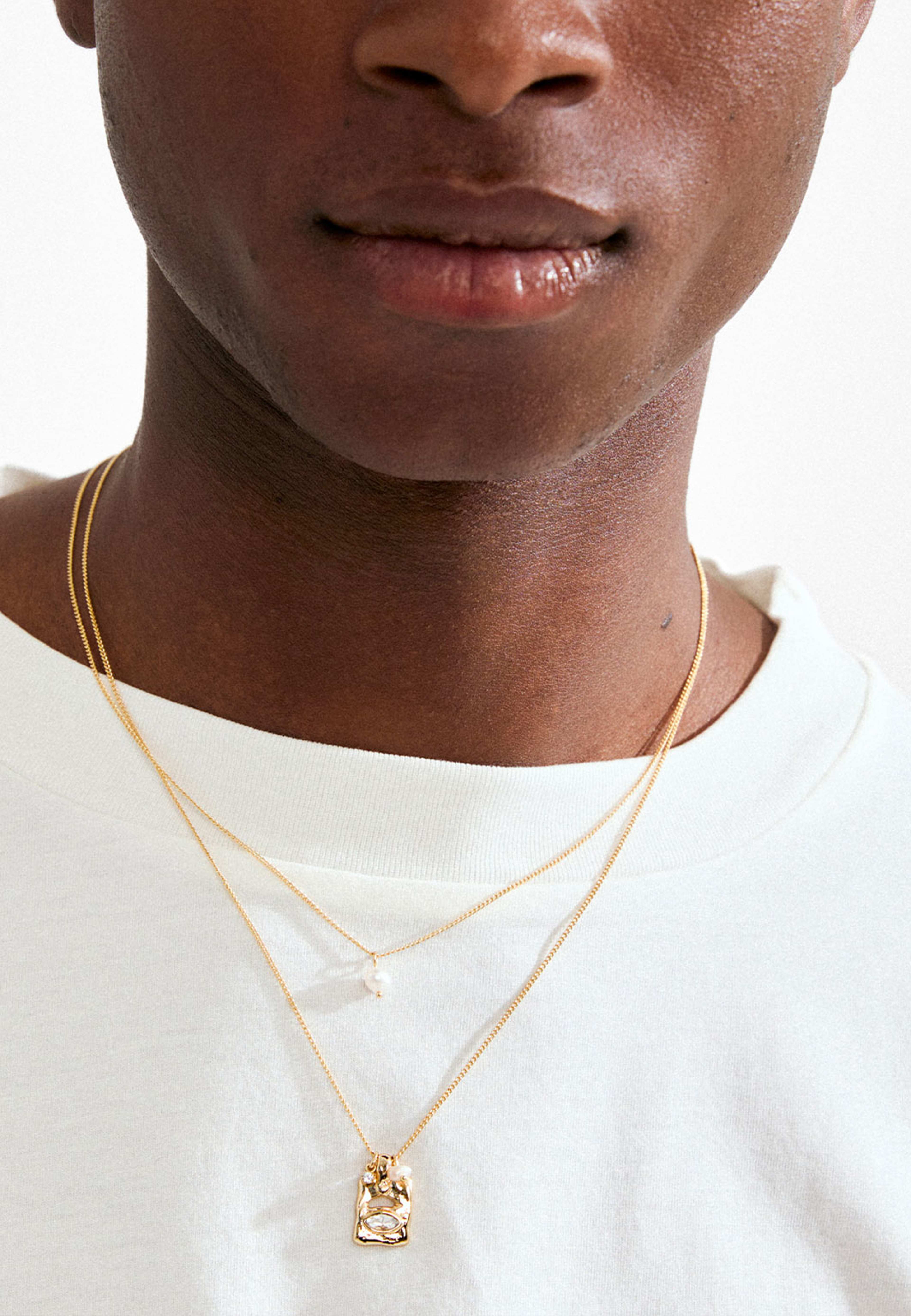 FIRE necklace 2-in-1 set, gold-plated, från Pilgrim, i färgen Gold Plated. Klicka för att öppna bilden i stort format