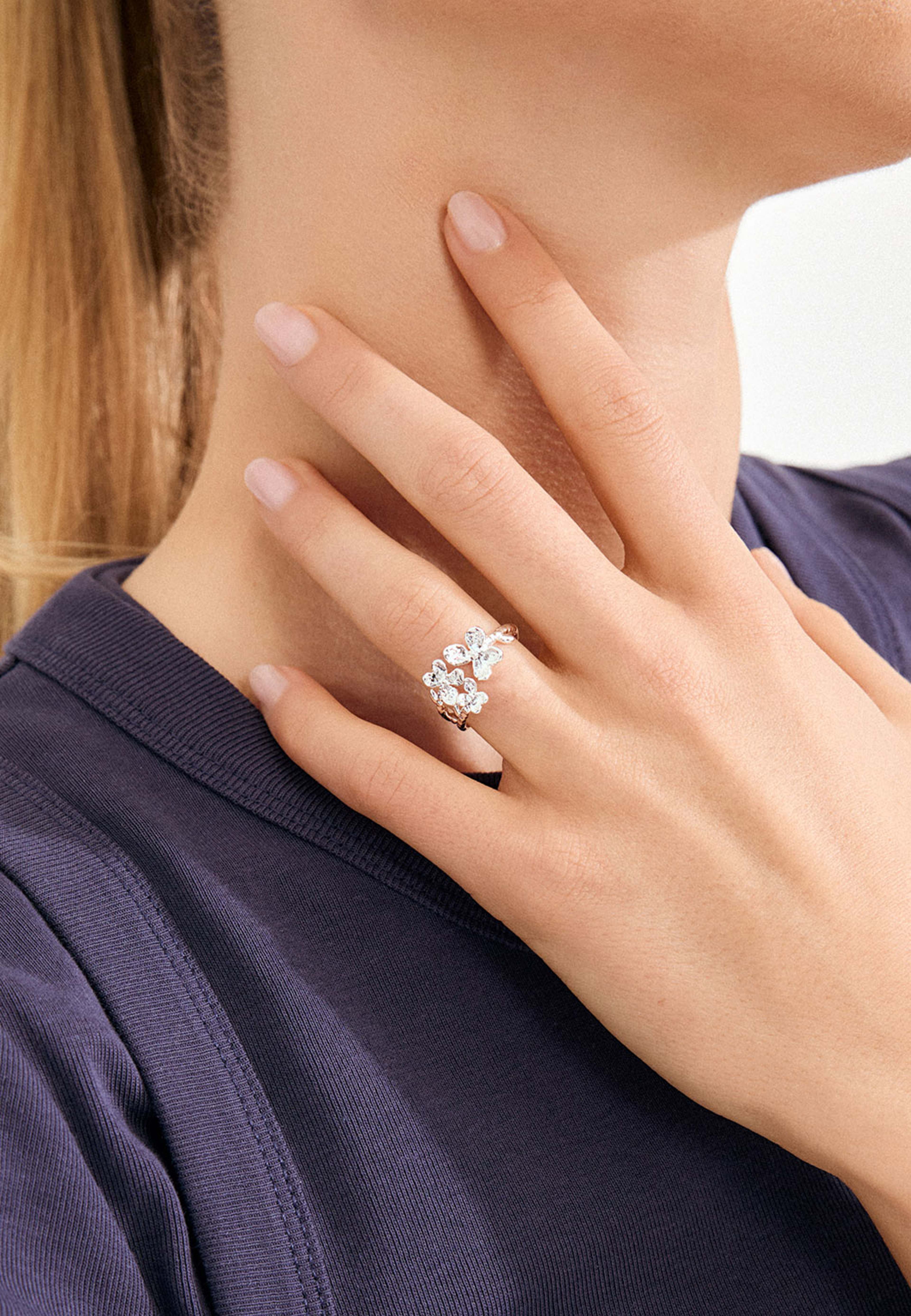 AJANI ring silver-plated, från Pilgrim, i färgen Silver Plated. Klicka för att öppna bilden i stort format