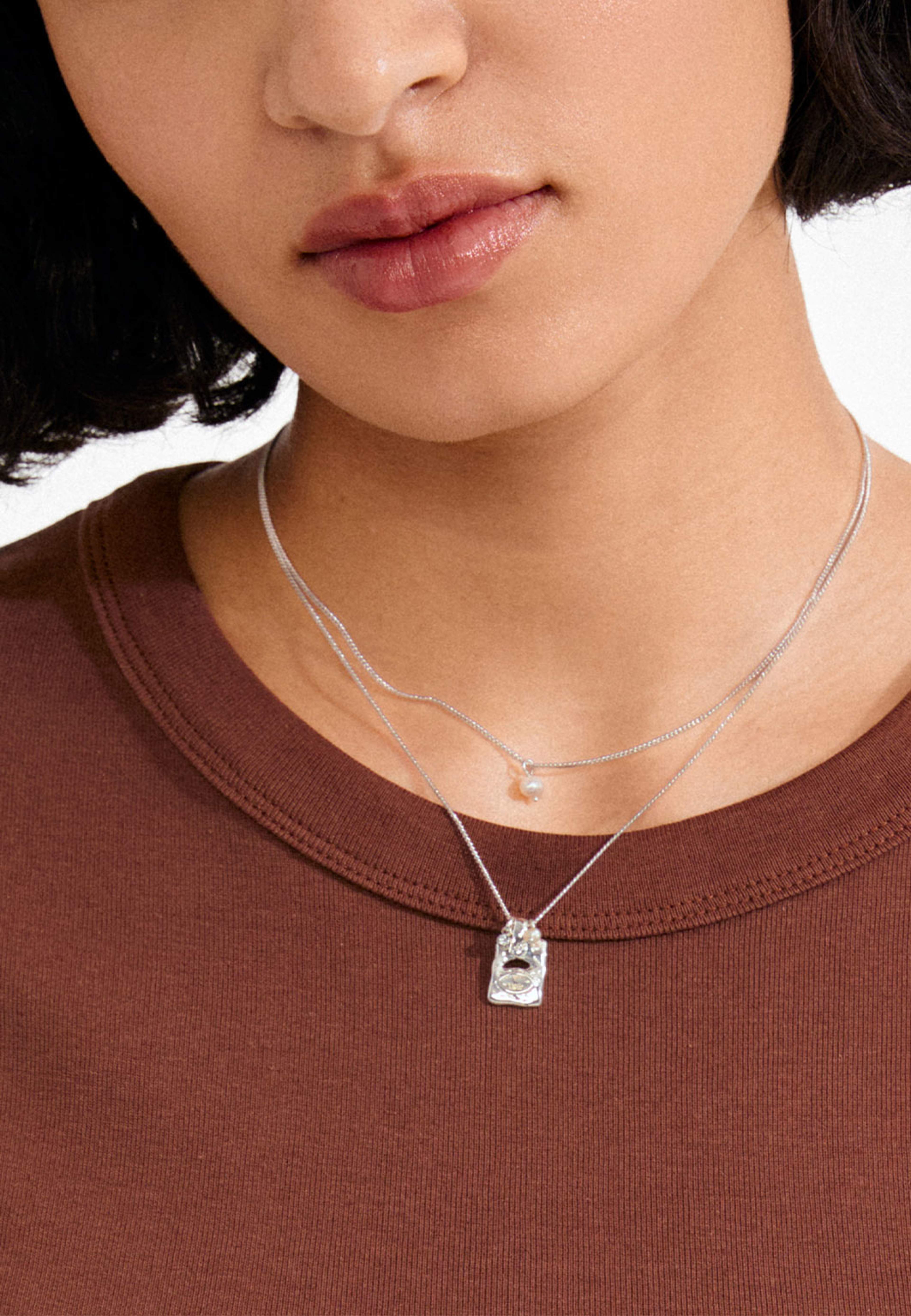 FIRE necklace 2-in-1 set, silver-plated, från Pilgrim, i färgen Silver Plated. Klicka för att öppna bilden i stort format