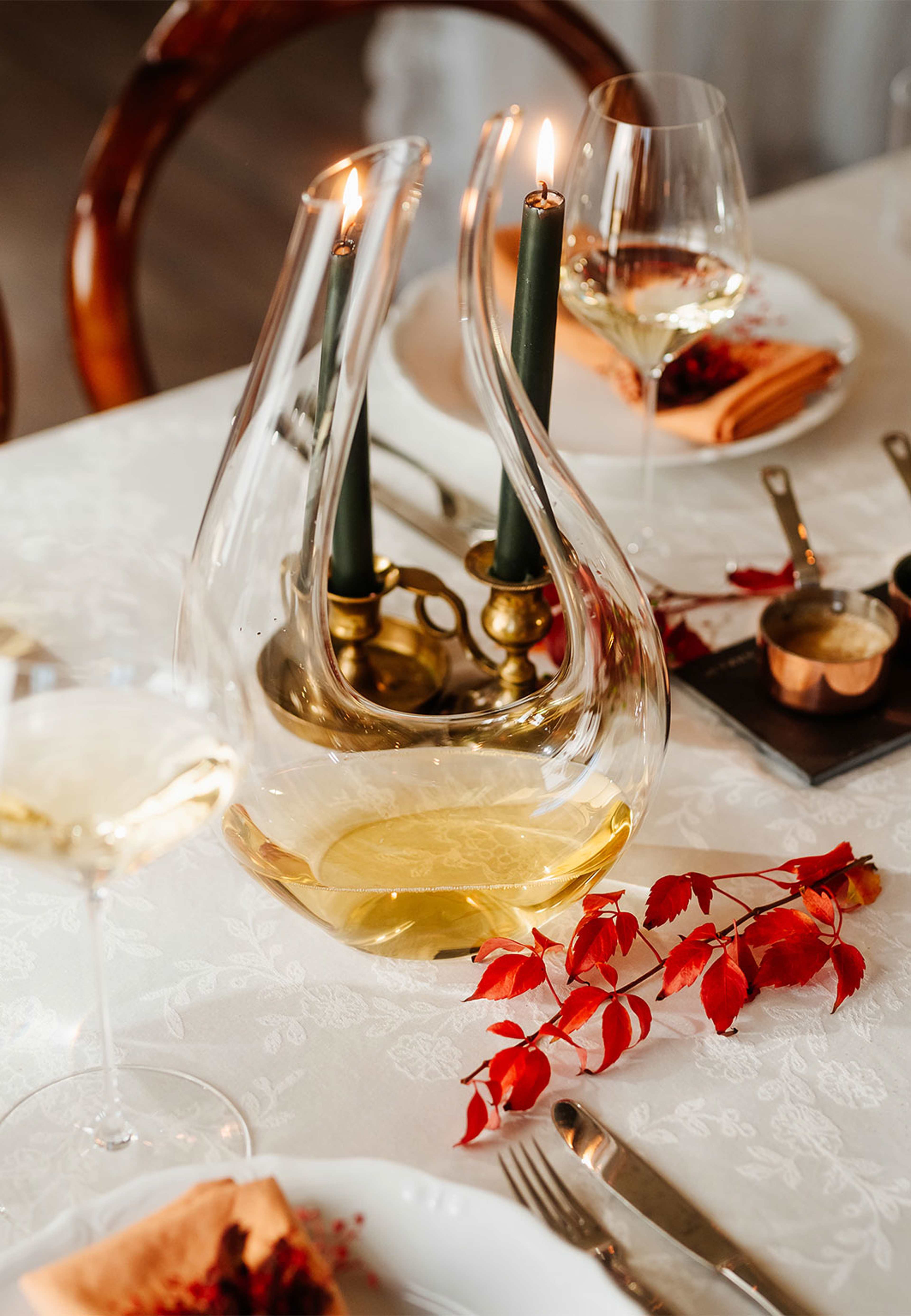 Karaff Amadeo, från Riedel, i färgen Transparent. Klicka för att öppna bilden i stort format