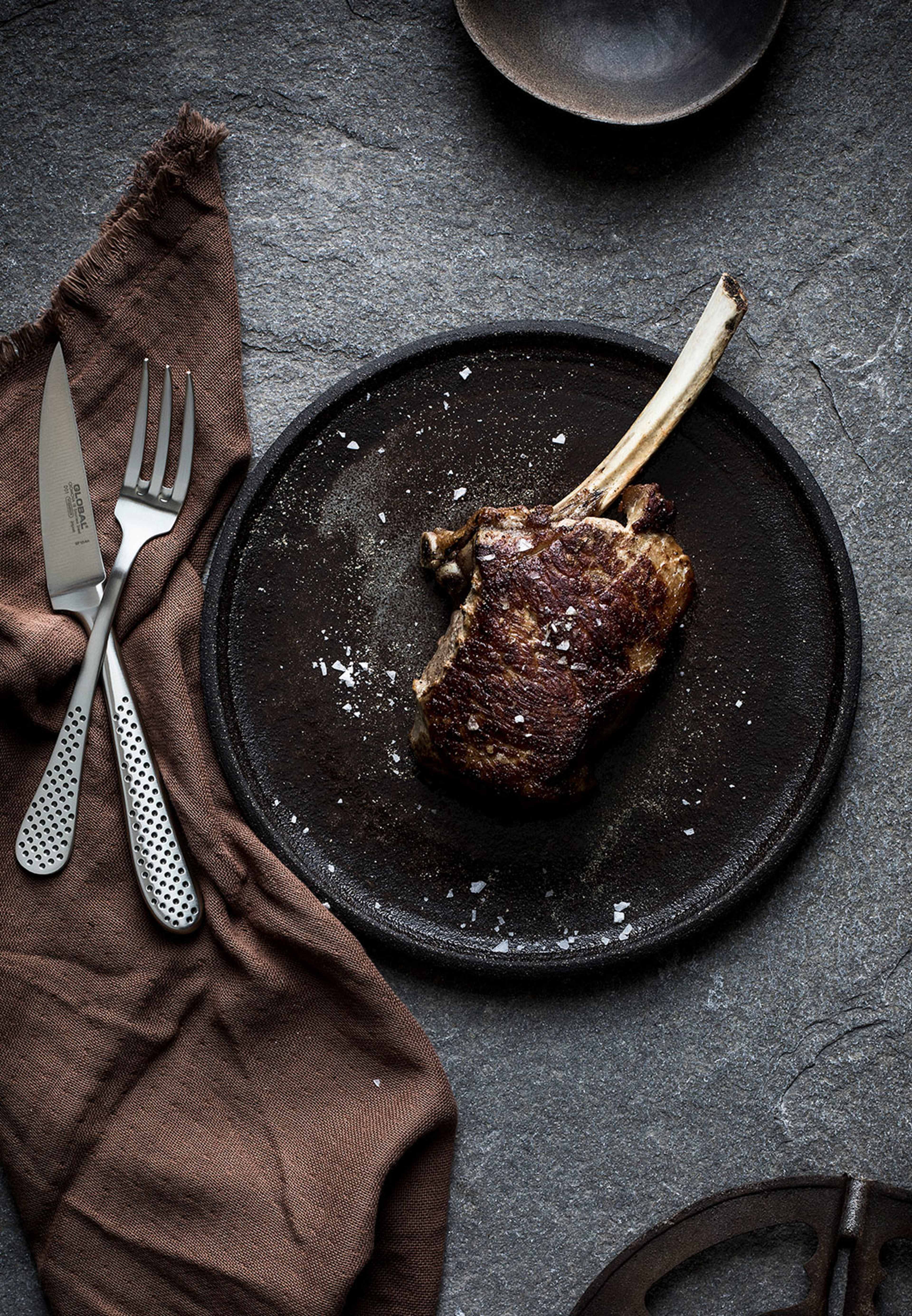 Bestick 2 gaffel, 2 kniv, från Global, i färgen Rostfri. Klicka för att öppna bilden i stort format