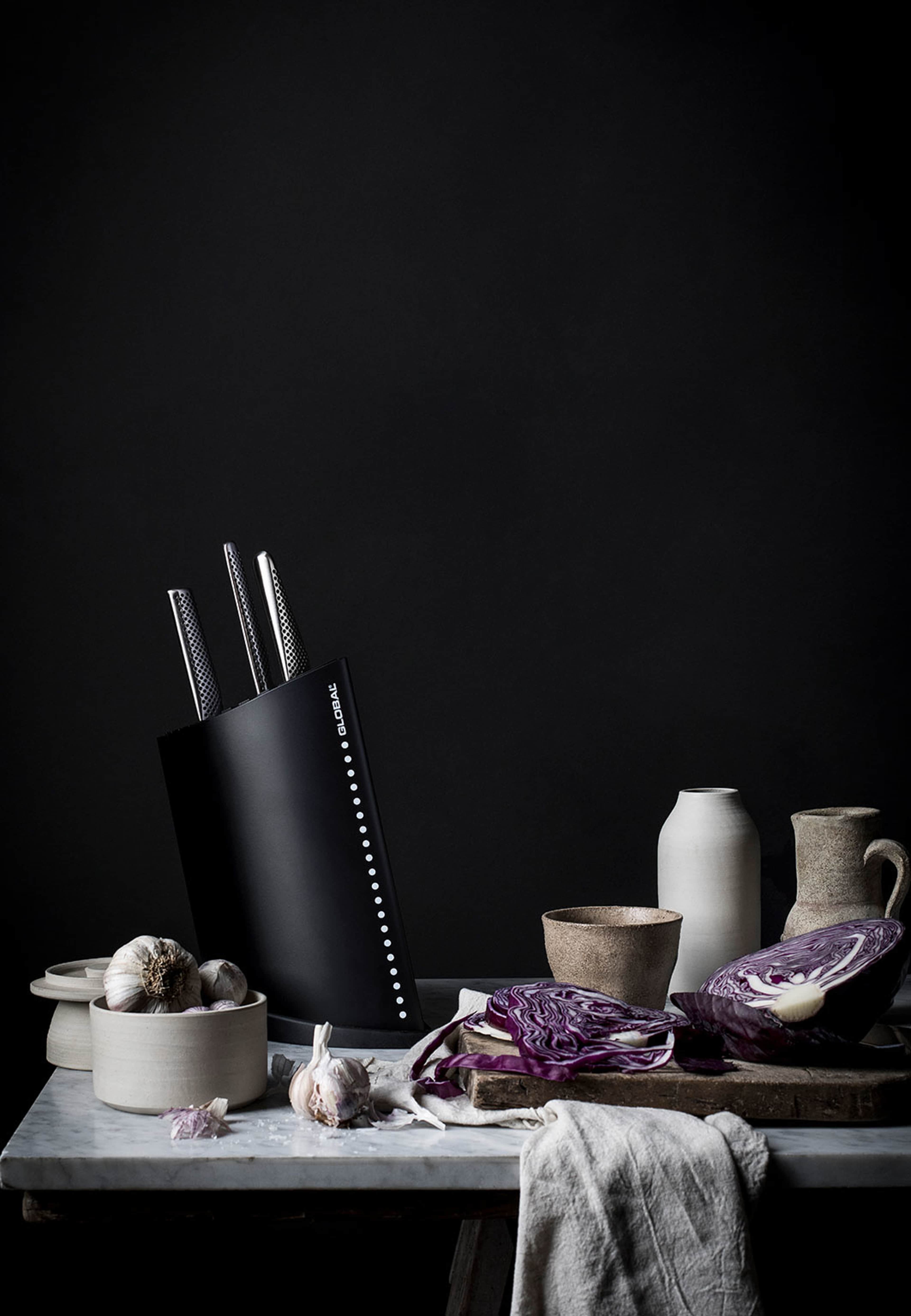 Knivblock svart 9+1, från Global, i färgen Svart. Klicka för att öppna bilden i stort format