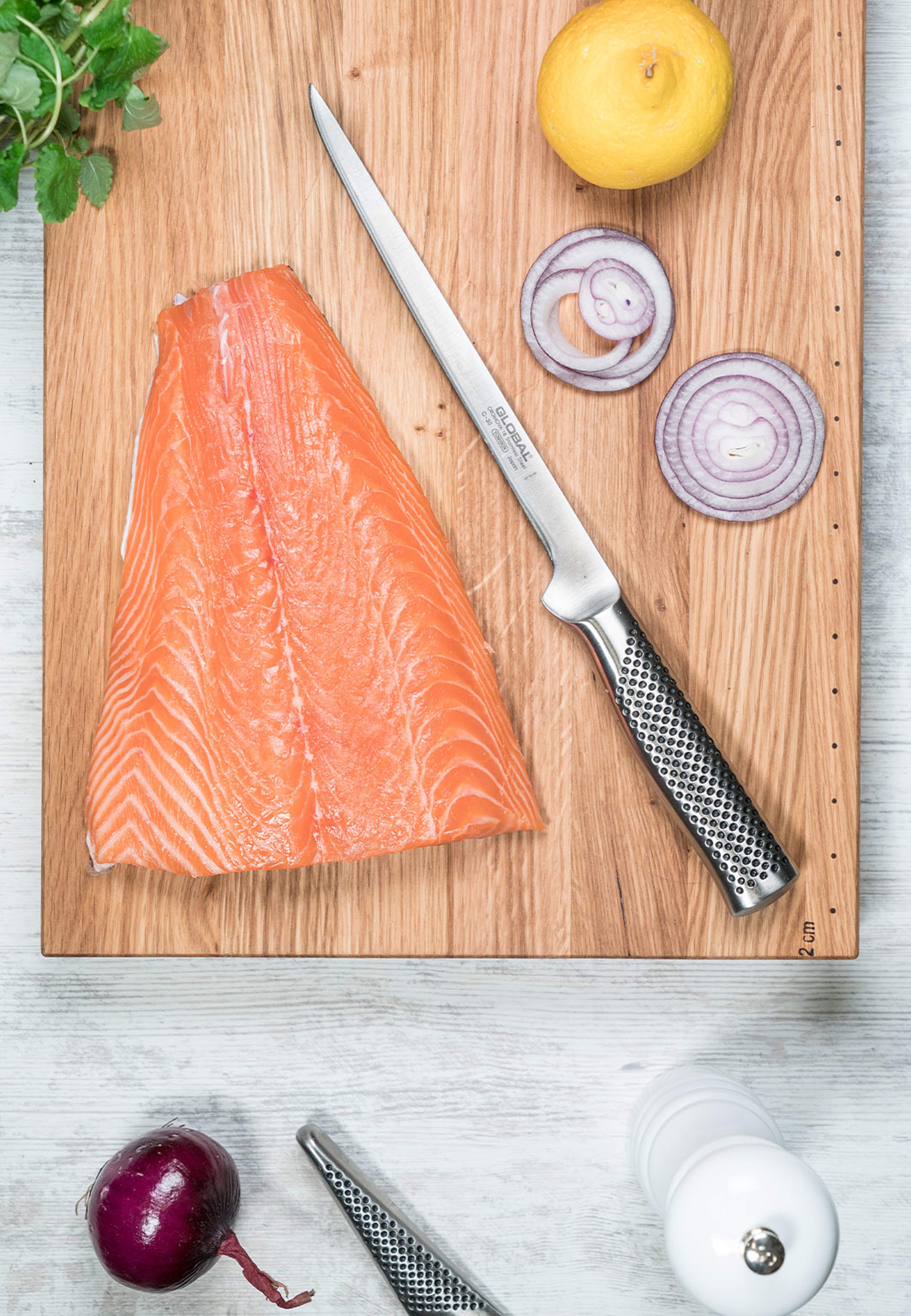 Filékniv 21cm flexibel, från Global, i färgen Rostfri. Klicka för att öppna bilden i stort format