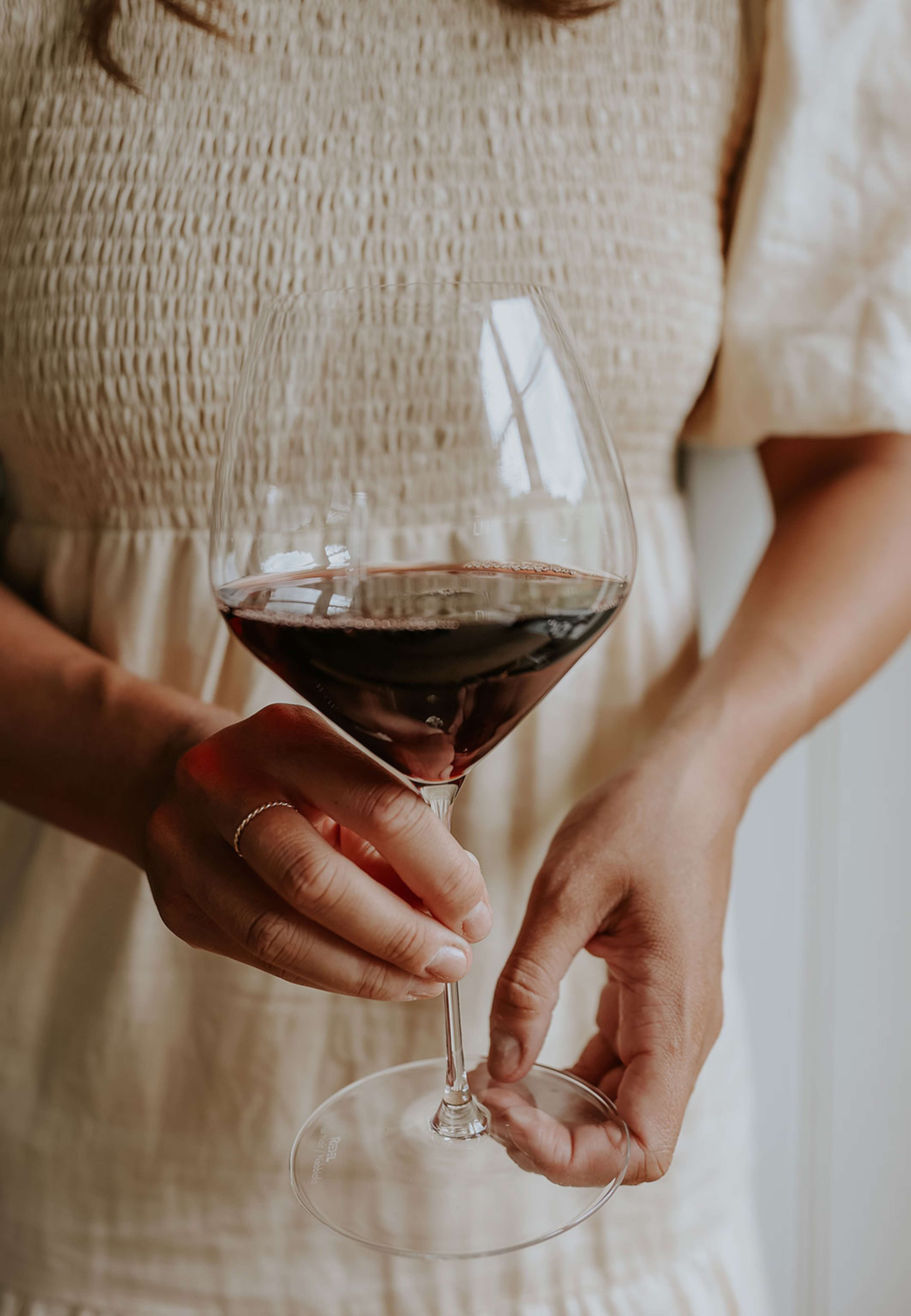 Pinot Noir/Nebbiolo, 2-pack, från Riedel, i färgen Transparent. Klicka för att öppna bilden i stort format