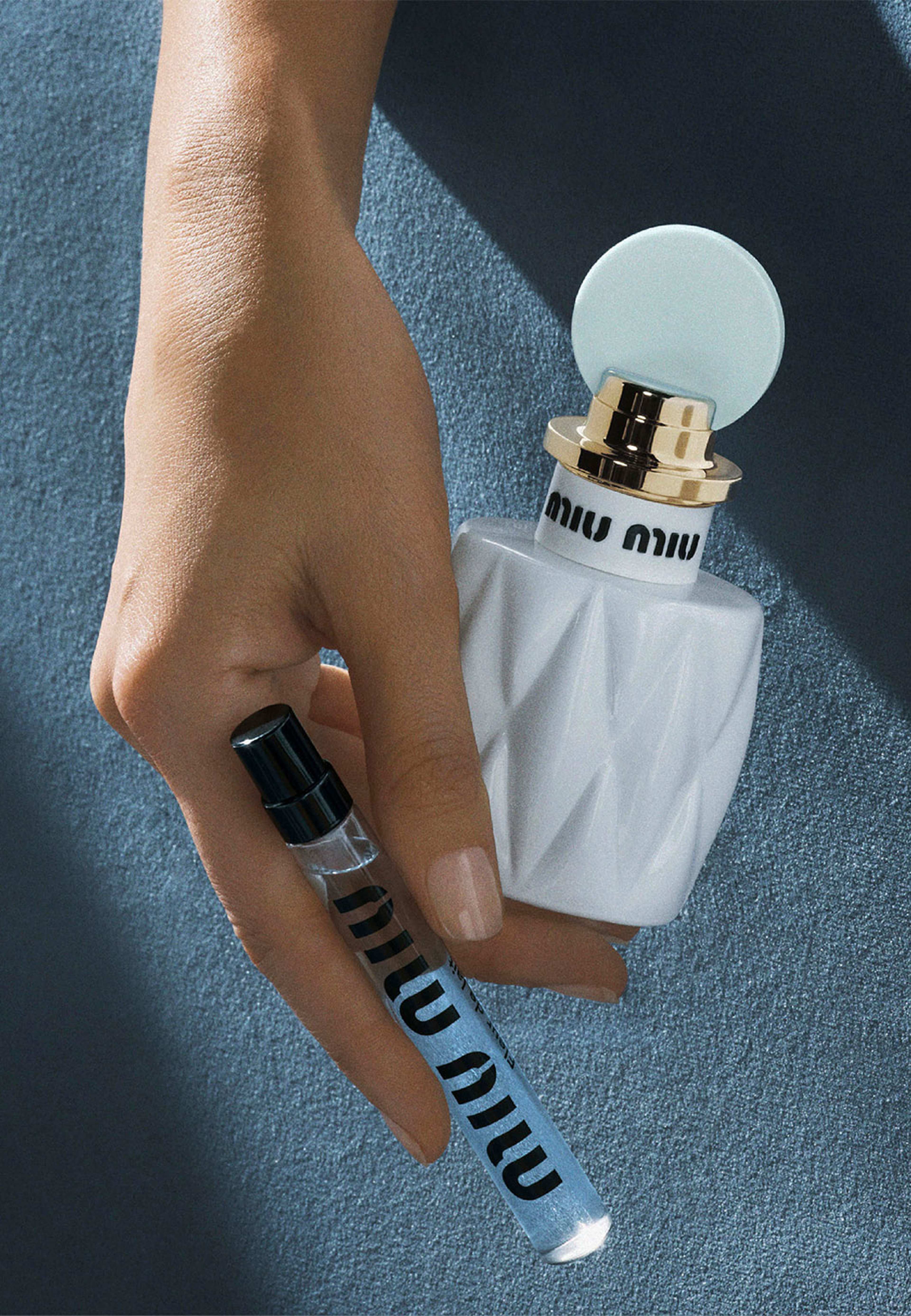 Fleur de Lait Eau de Parfum, från Miu Miu. Klicka för att öppna bilden i stort format