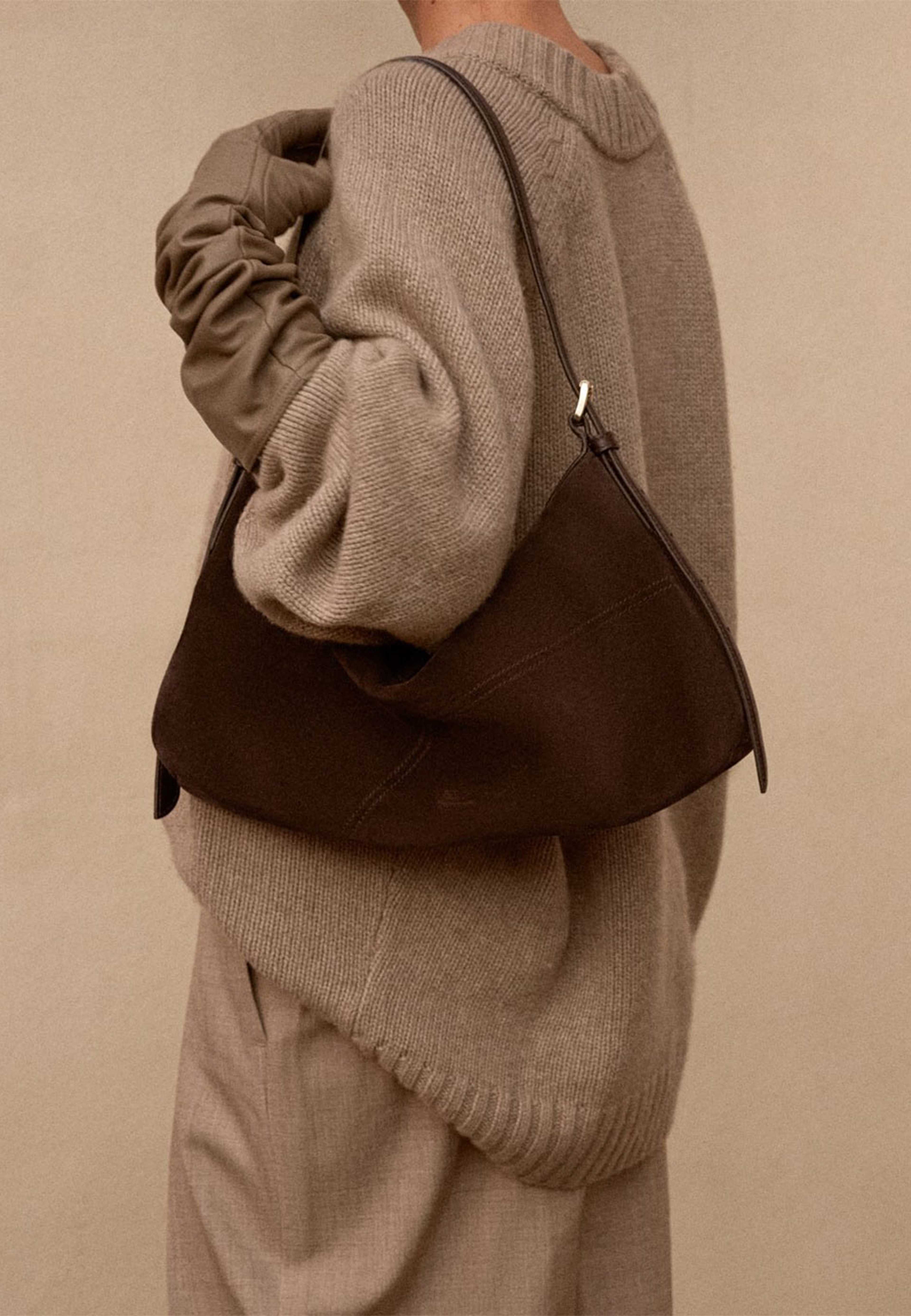 Castellare Walnut Suede/Vacchetta, från ATP Atelier, i färgen Walnut. Klicka för att öppna bilden i stort format