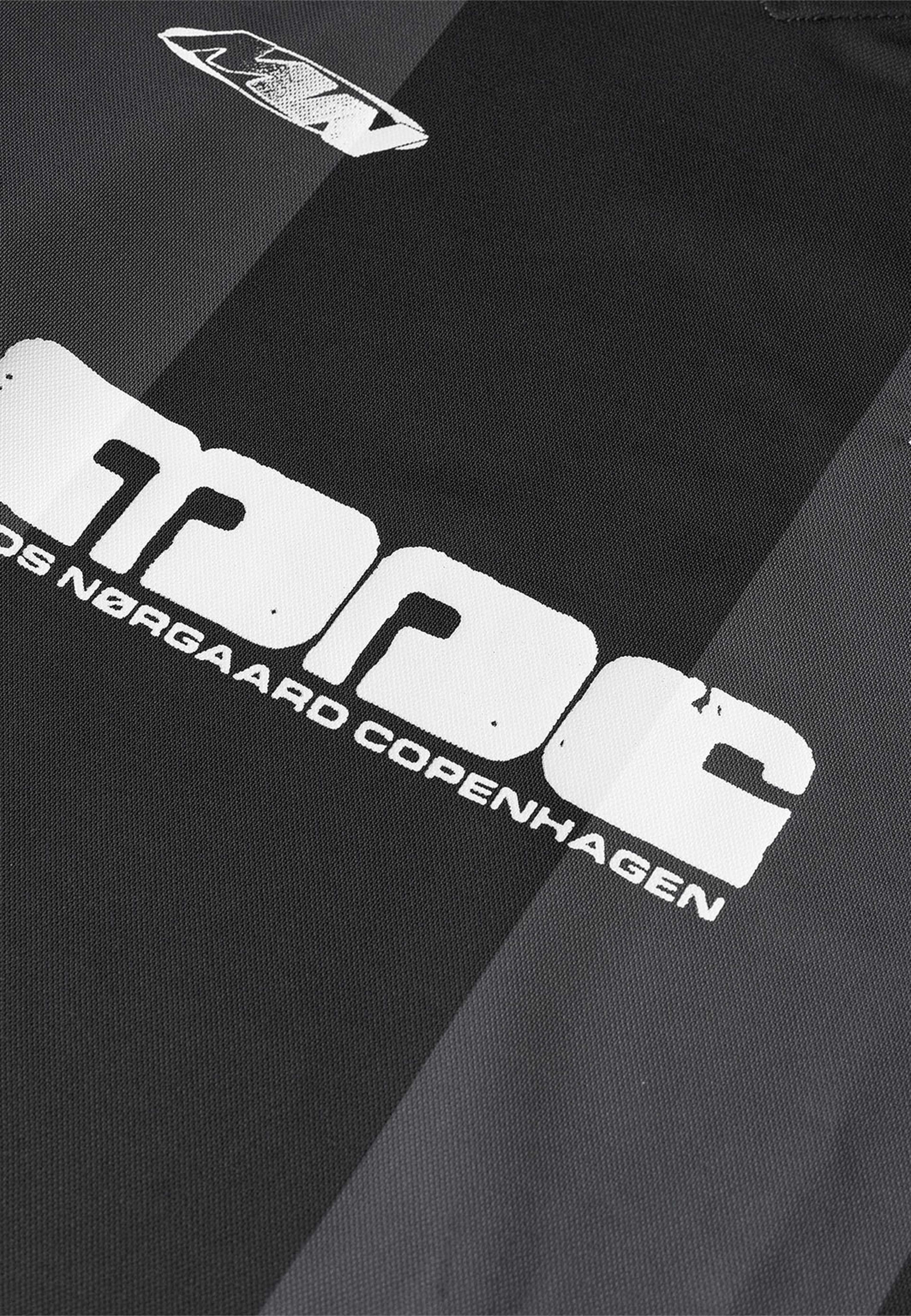 Sport Football Tee, från Mads Nørgaard, i färgen Black. Klicka för att öppna bilden i stort format