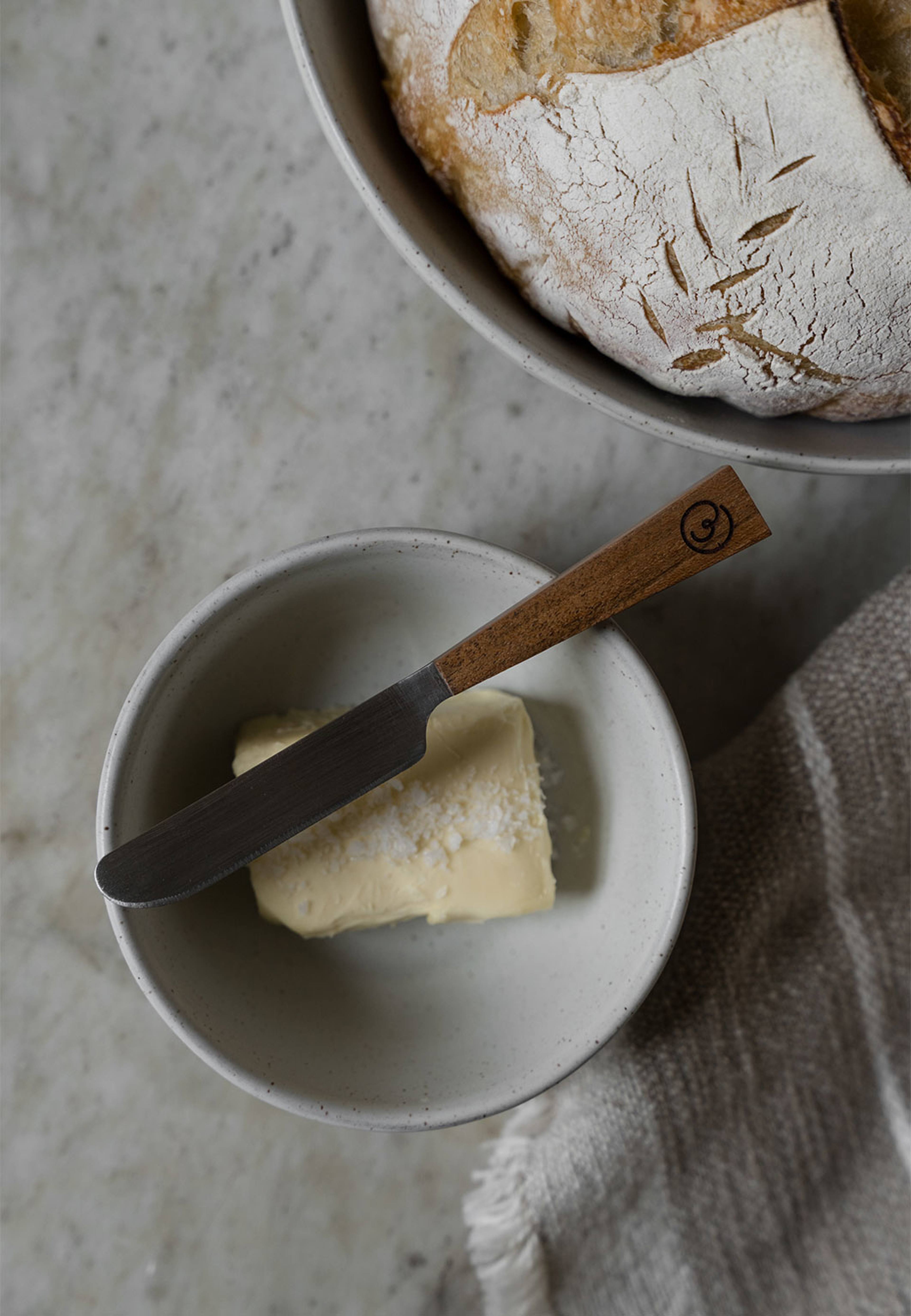 Smörkniv, från ERNST, i färgen Natur. Klicka för att öppna bilden i stort format