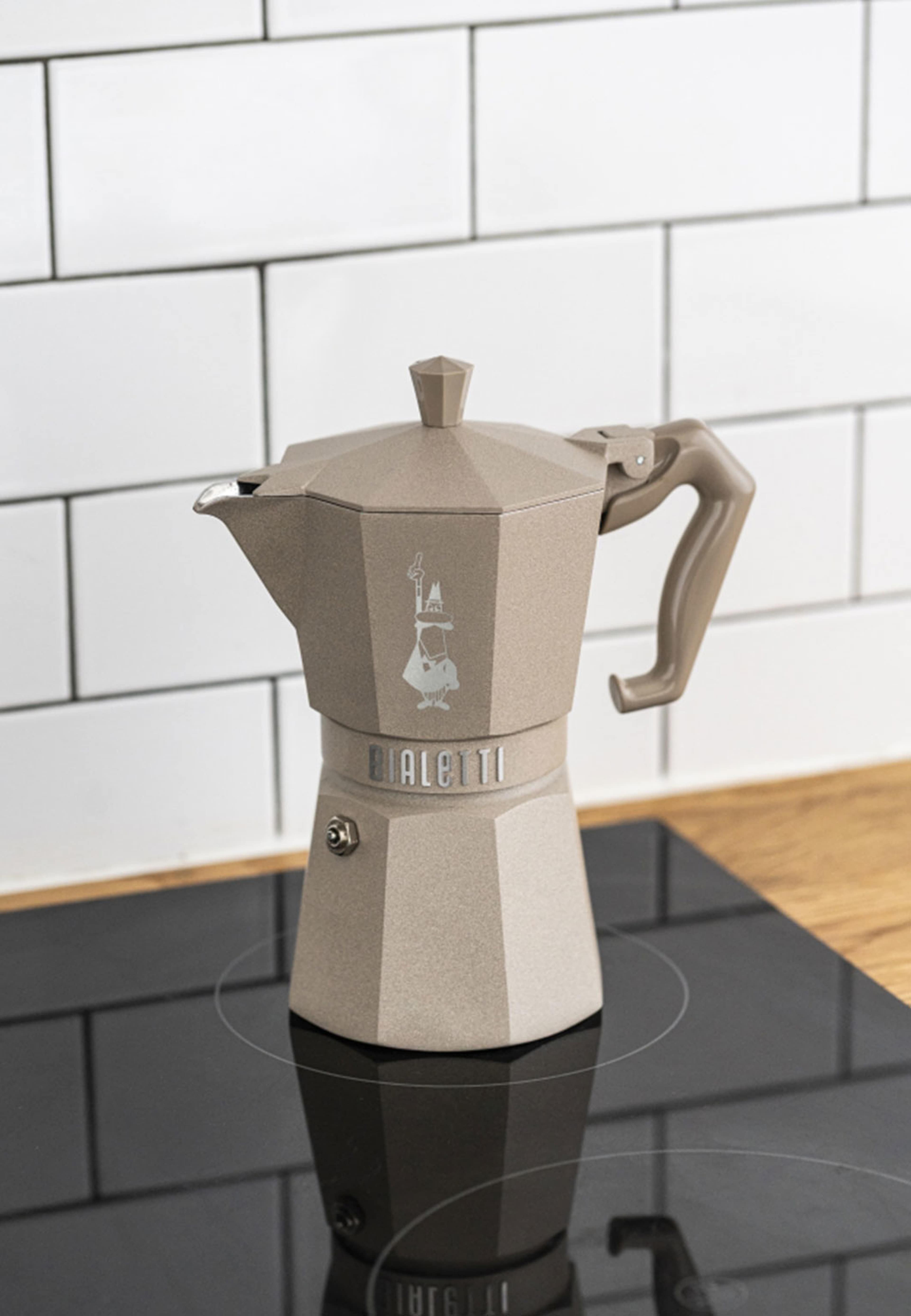 Kokare 6 kopp MOKA EXCLUSIVE INDUCTION Desert BIALETTI®, från Bialetti, i färgen Grey. Klicka för att öppna bilden i stort format