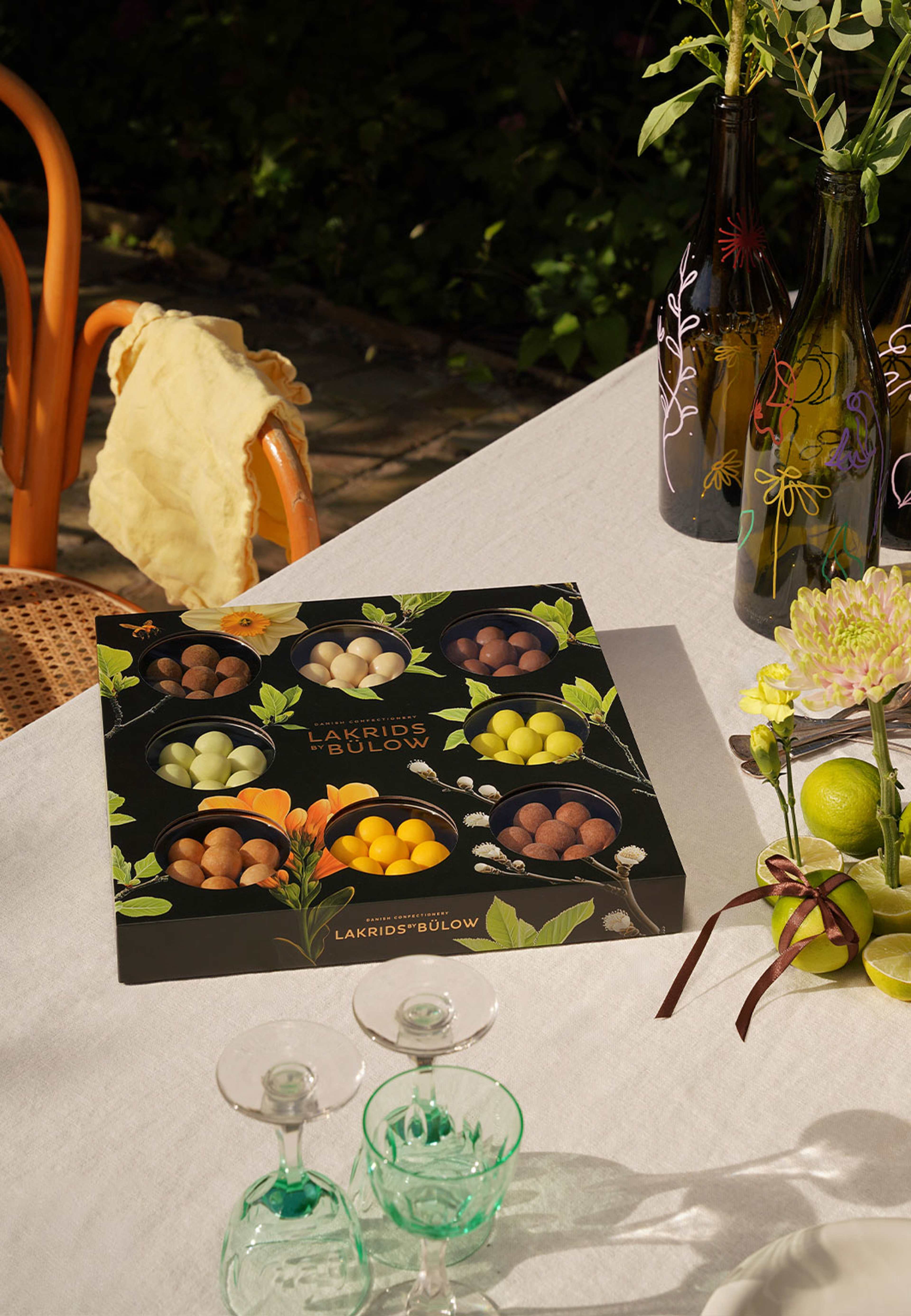 Selection Box Spring 2026, från Lakrids by Bülow, i färgen Selection Box Spring 2026. Klicka för att öppna bilden i stort format