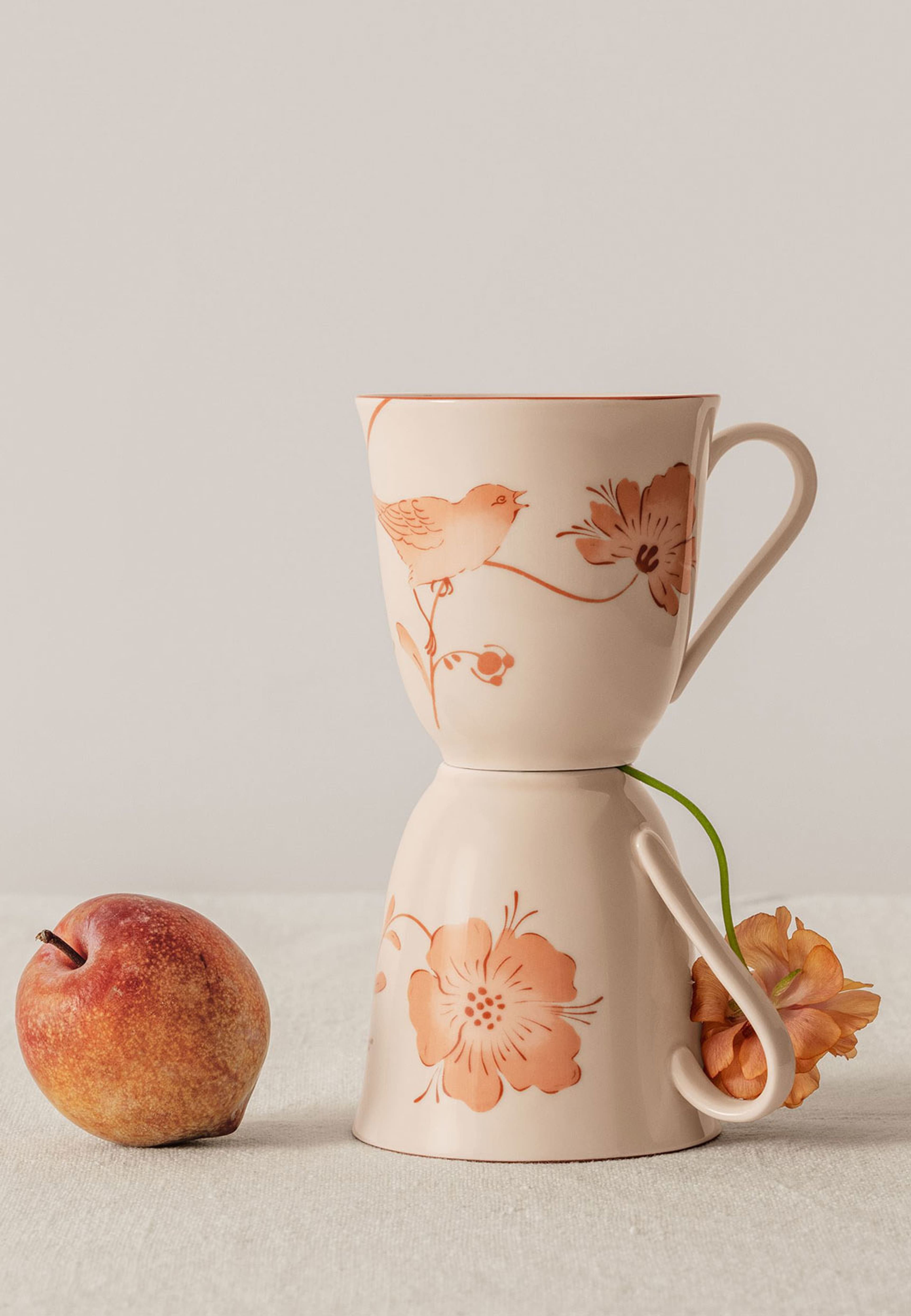 Fågel mugg 30 cl jubilee, från Rörstrand, i färgen Karamell. Klicka för att öppna bilden i stort format