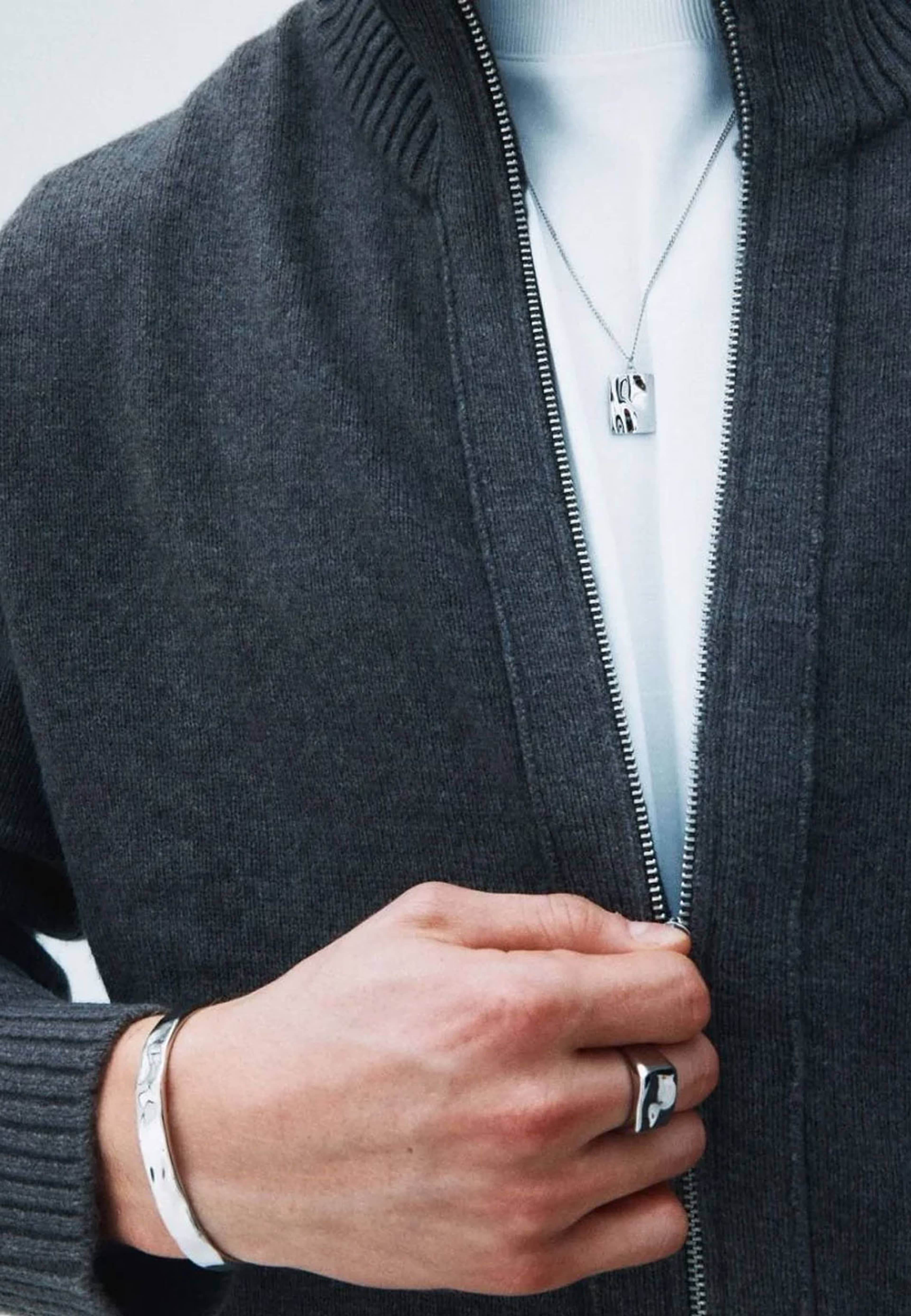 River Necklace Silver, från Edblad, i färgen Steel. Klicka för att öppna bilden i stort format