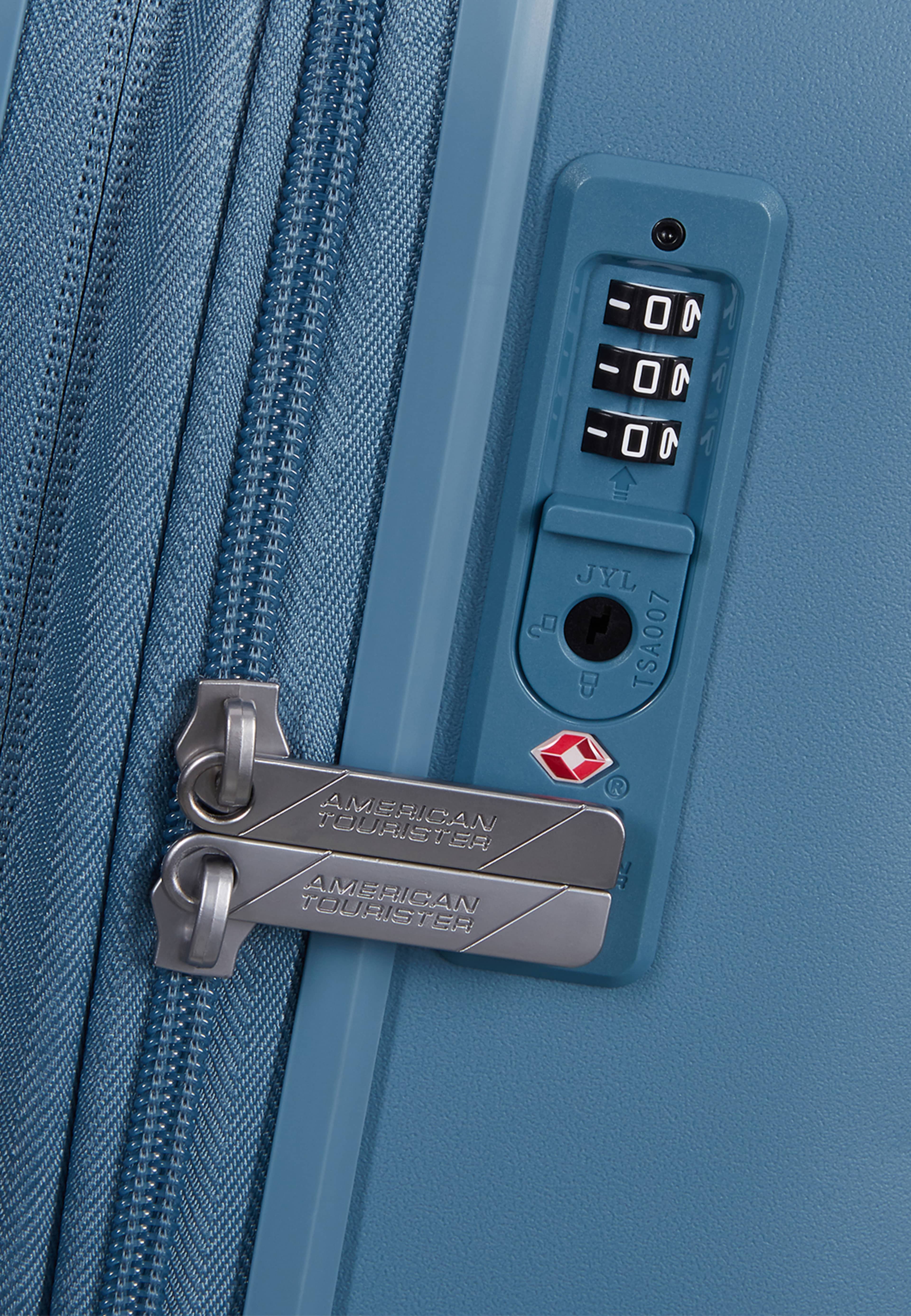 Neovibe expanderbar kabinväska, från American Tourister, i färgen Steel Blue. Klicka för att öppna bilden i stort format