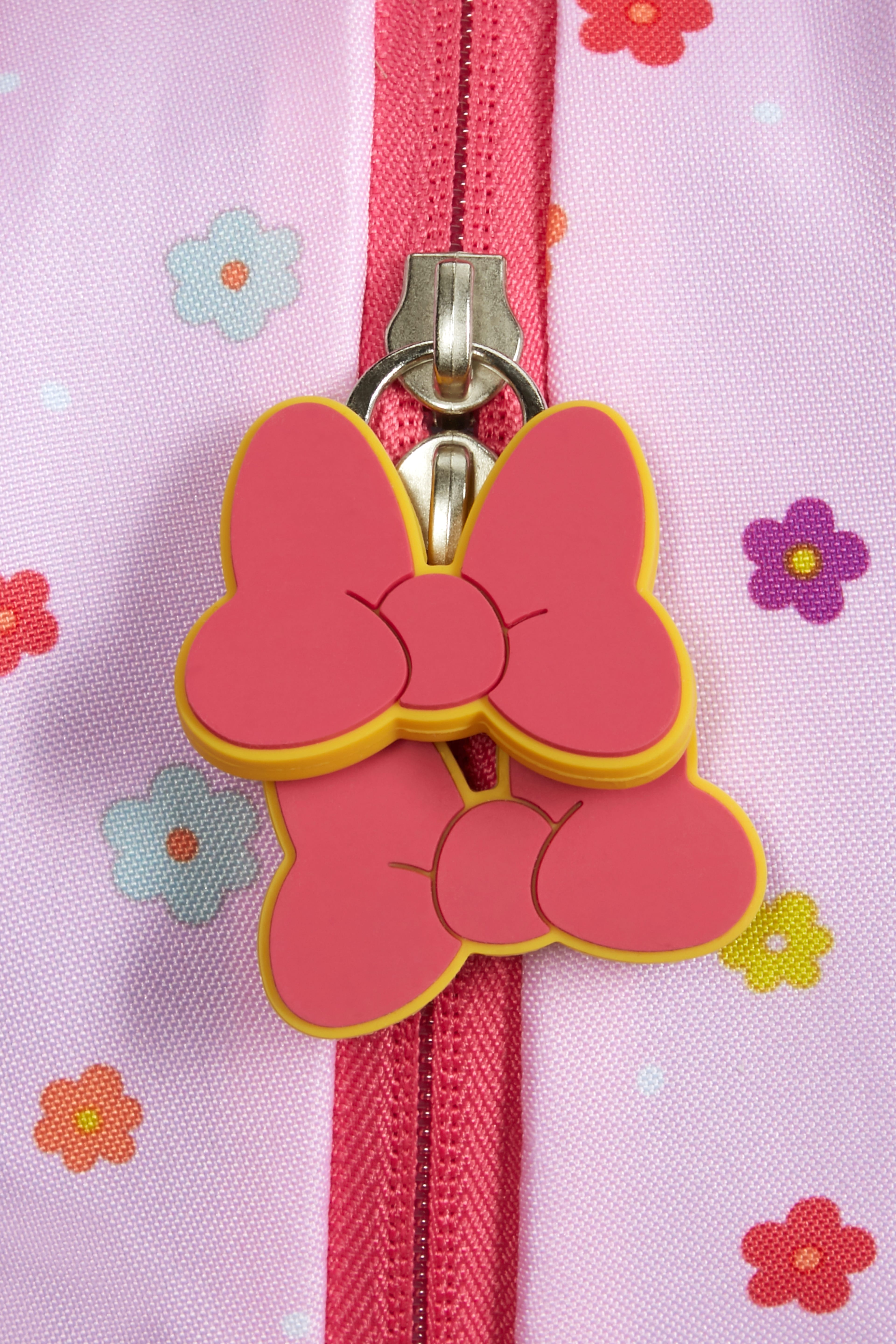 Disney Ryggsäck, från Samsonite, i färgen Minnie Flower Power. Klicka för att öppna bilden i stort format