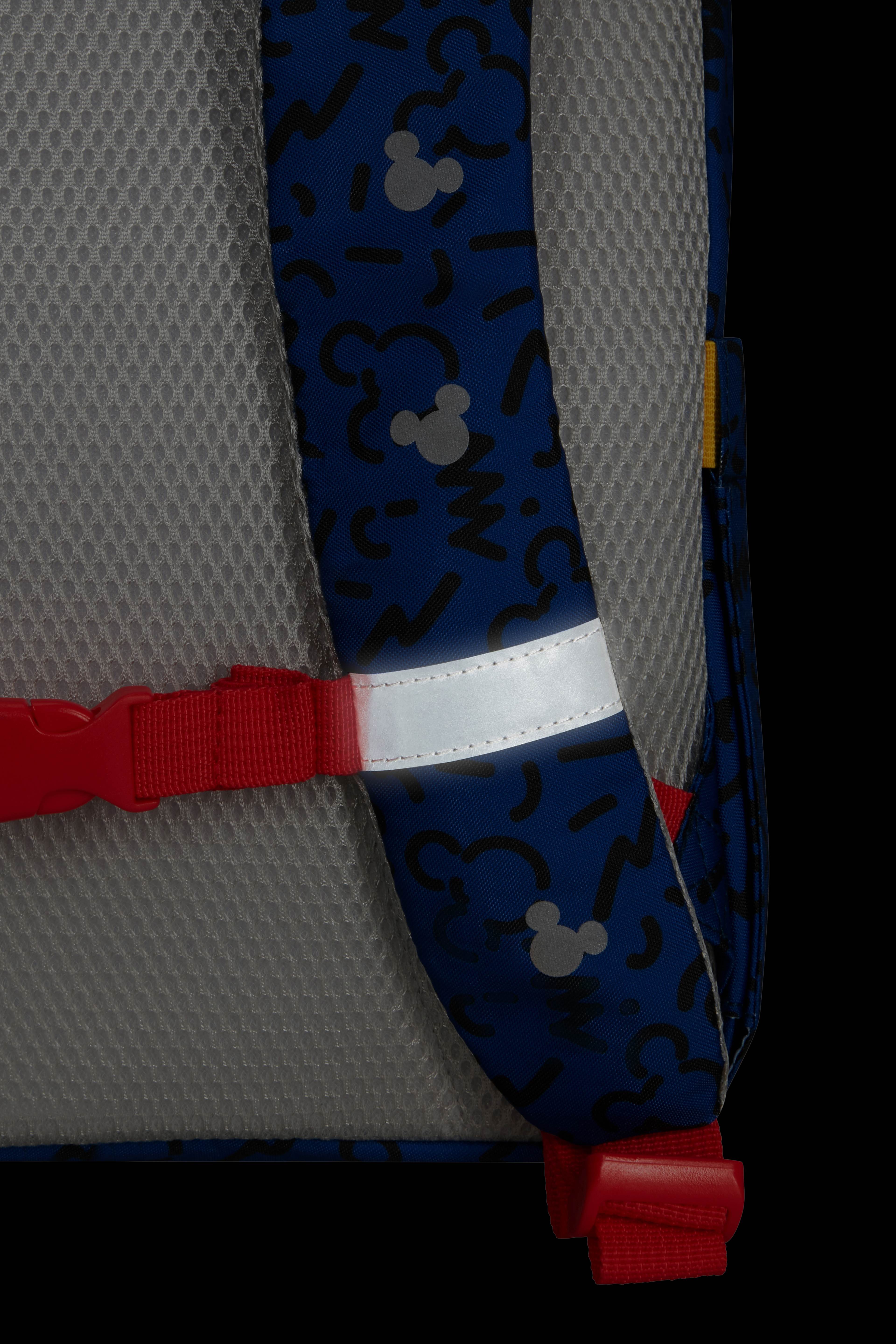 Disney Ryggsäck, från Samsonite, i färgen Mickey Happy. Klicka för att öppna bilden i stort format