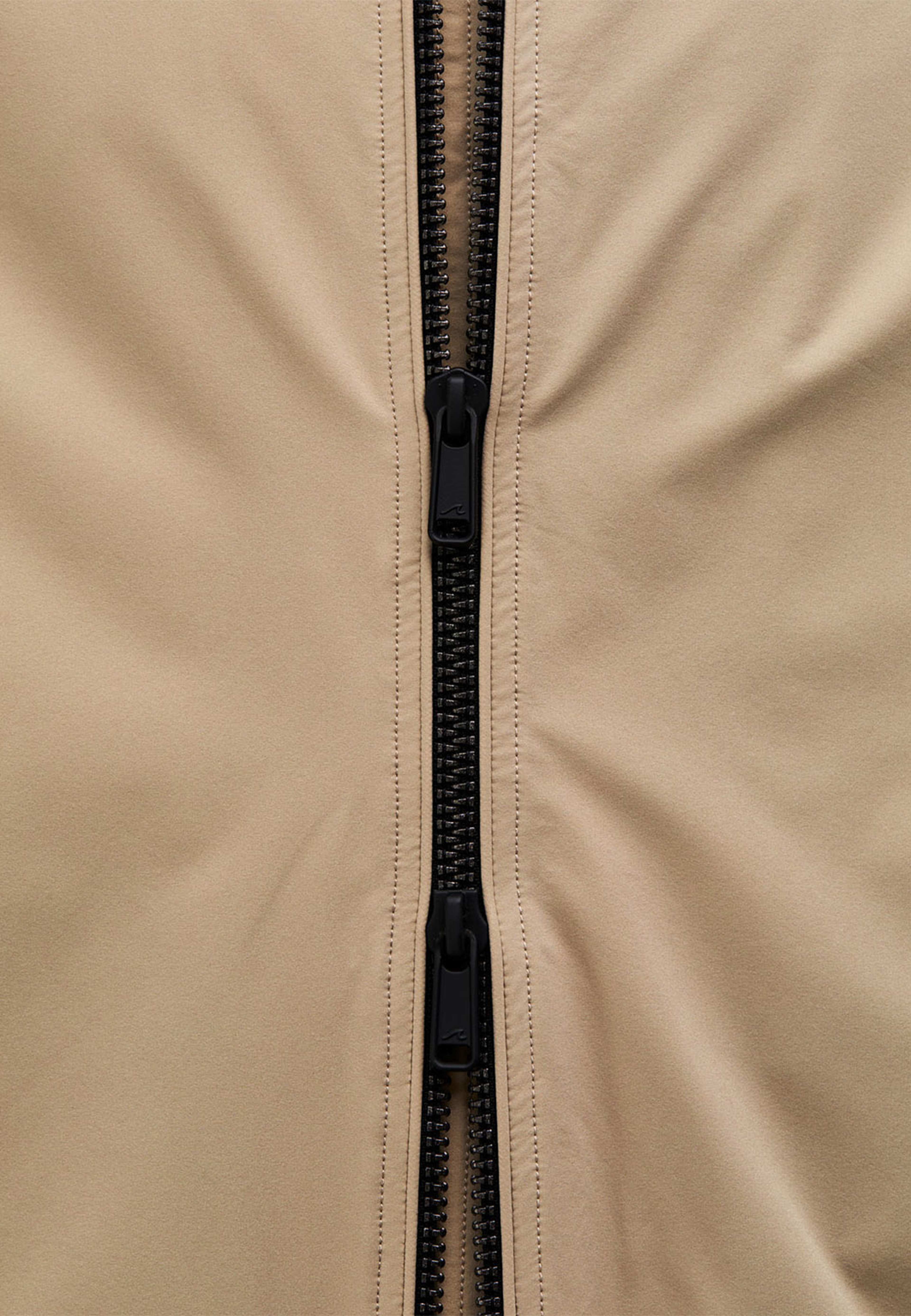 Del Mar Flex Jacket, från Cesar, i färgen Khaki. Klicka för att öppna bilden i stort format