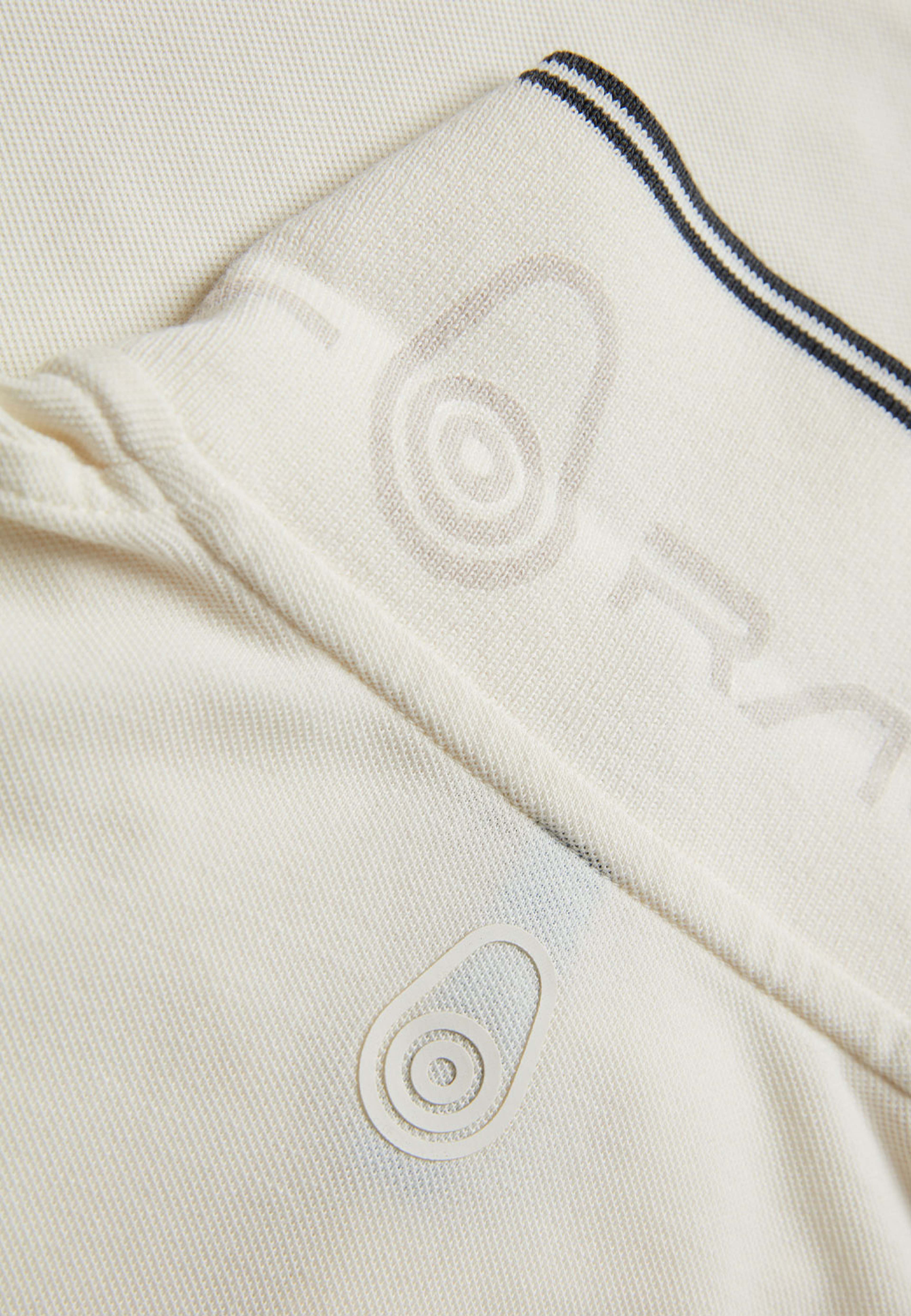 Fleet Polo, från Sail Racing, i färgen Off White. Klicka för att öppna bilden i stort format