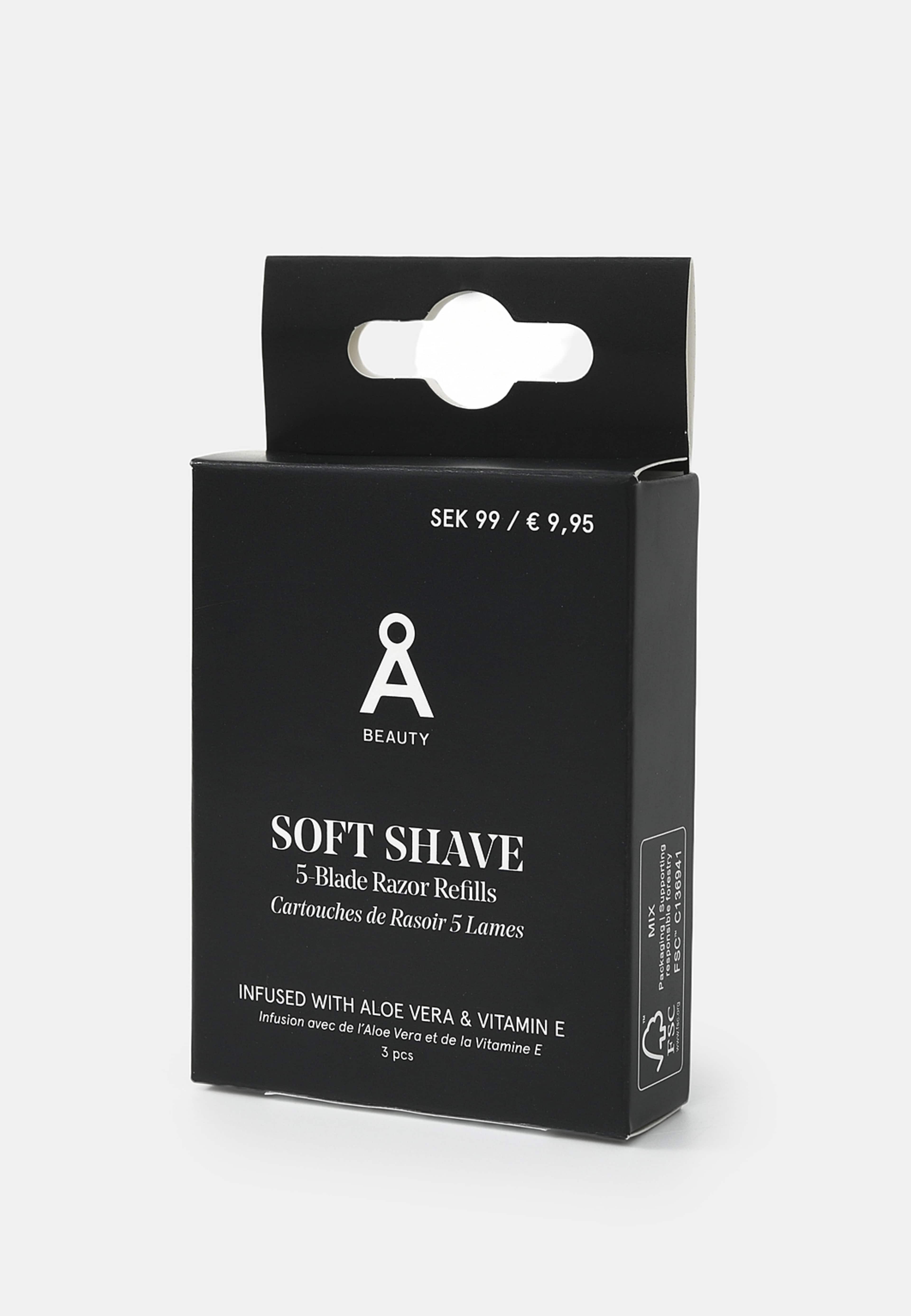 5-Blade Razor Refills 3pcs, från Å BEAUTY. Klicka för att öppna bilden i stort format