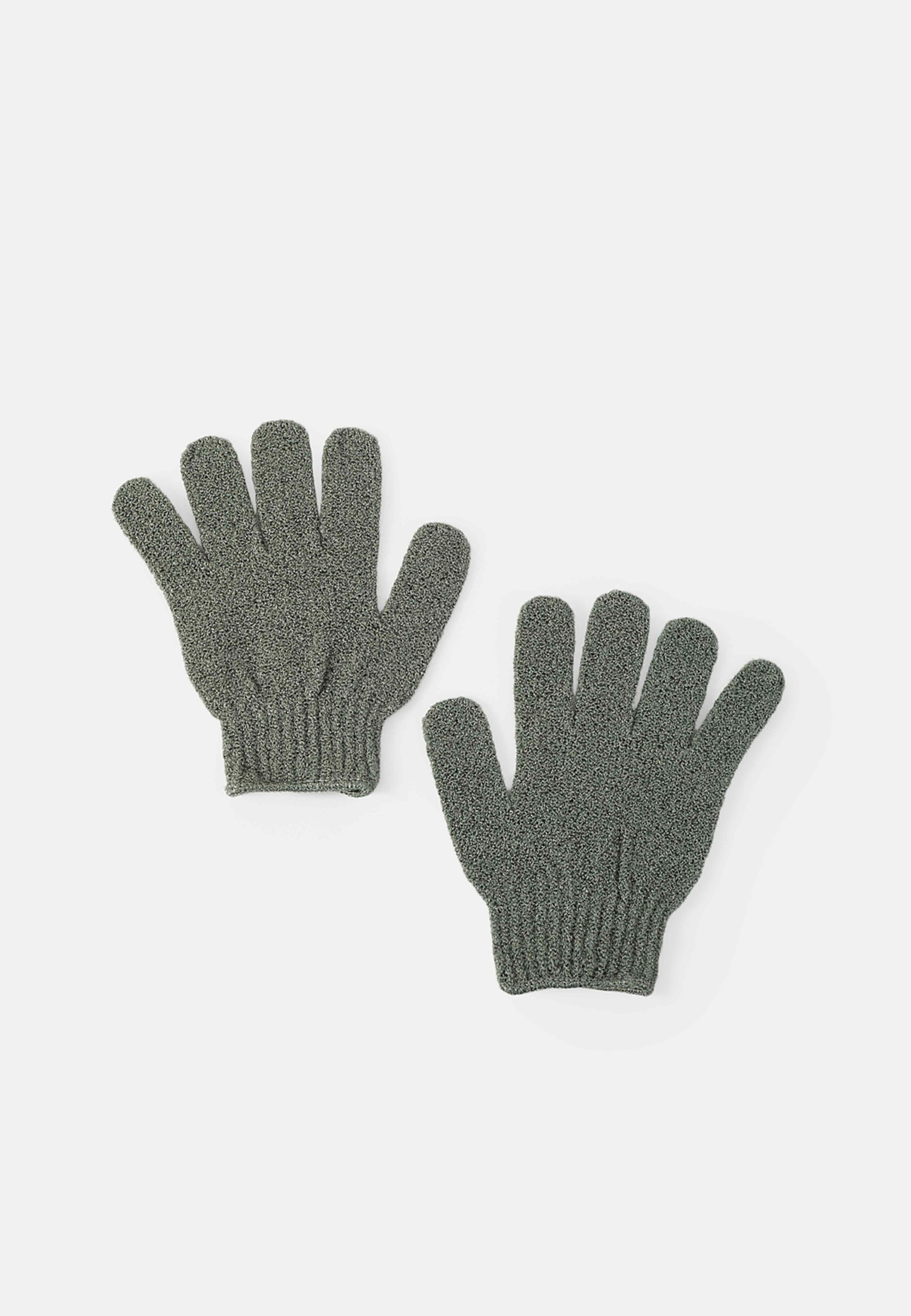 Skrubbhandskar, från Å BEAUTY, i färgen Sage Green. Klicka för att öppna bilden i stort format