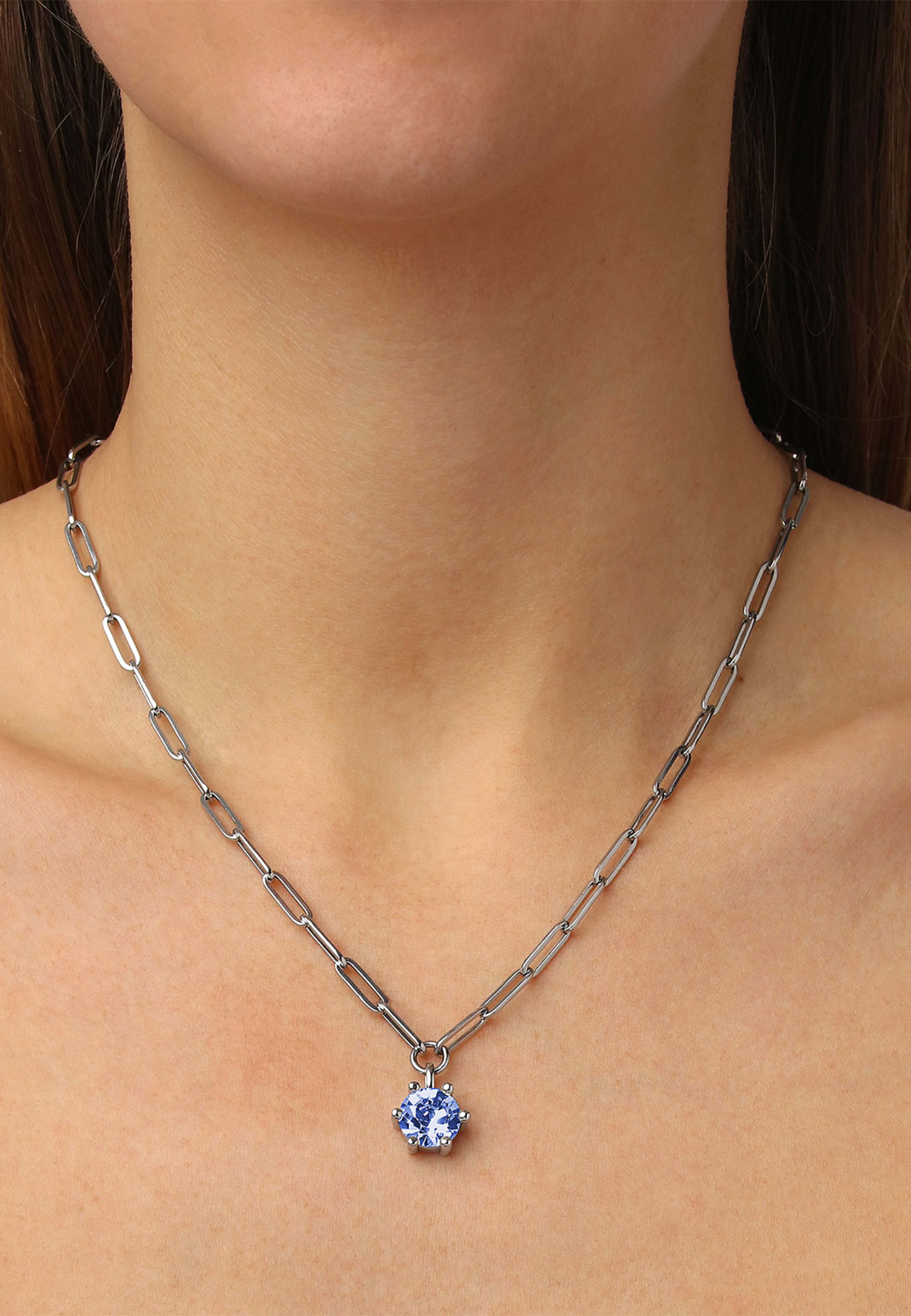 Tessa SS Light Blue, från Dyrberg & Kern, i färgen Ss Blue. Klicka för att öppna bilden i stort format