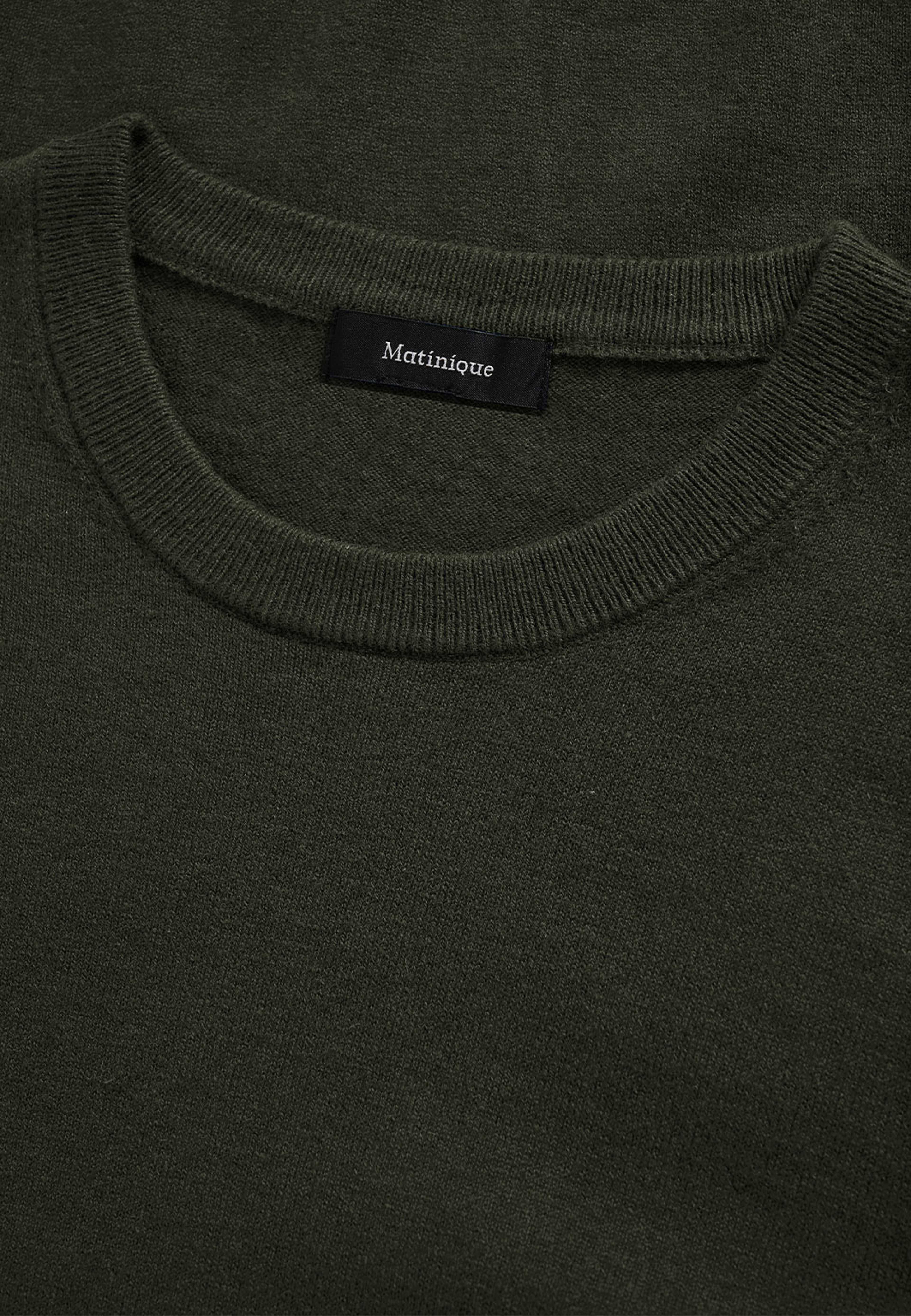 MAHenri Pullover, från Matinique, i färgen Dark Green Melange. Klicka för att öppna bilden i stort format